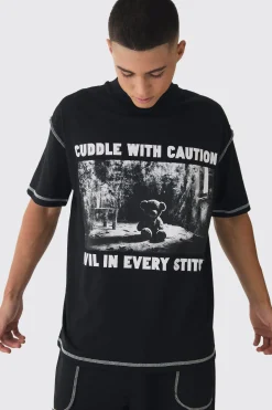 Oversized Extended Neck Contrast Stitch Graphic T-Shirt | UK^boohooMAN New