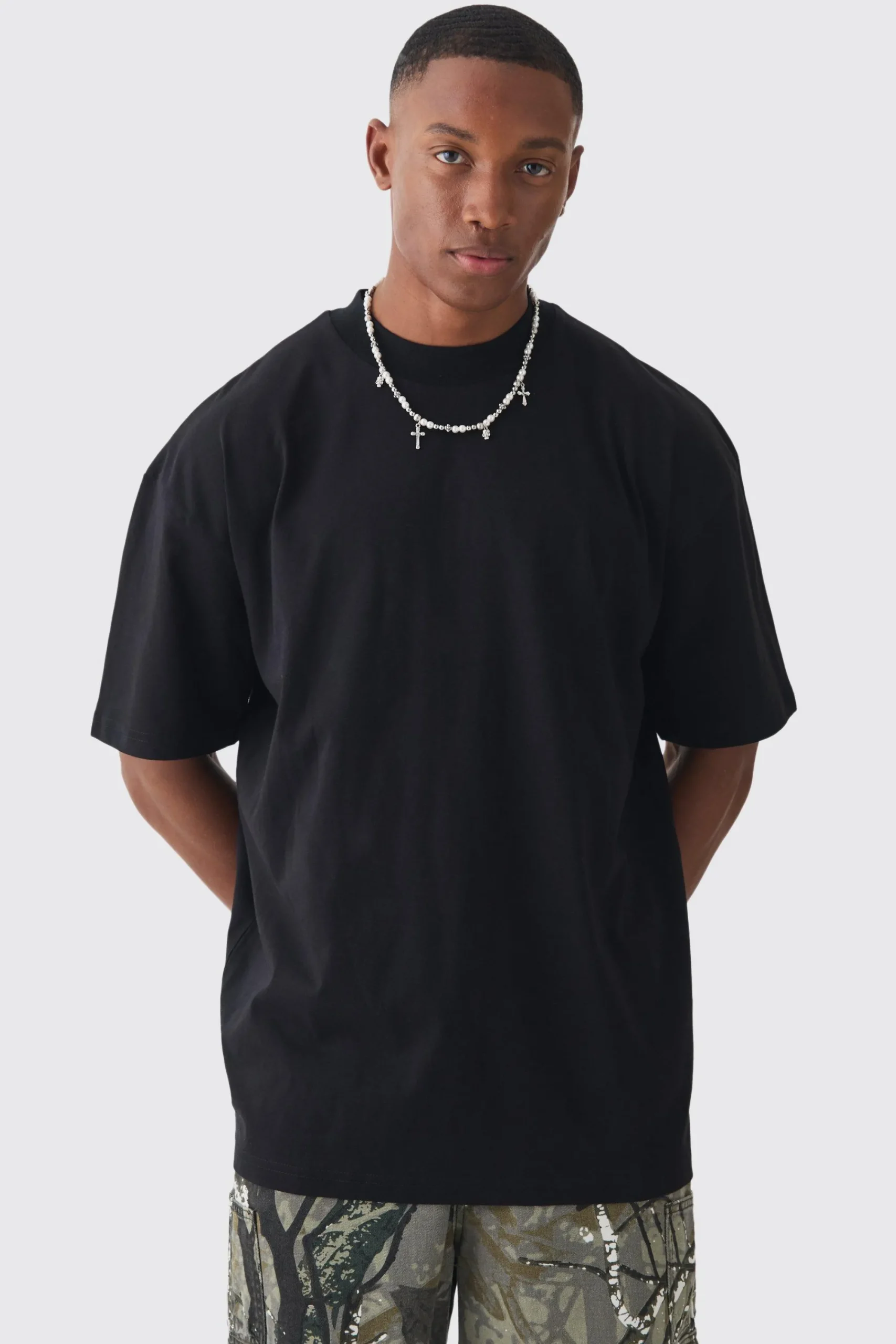 Oversized Extended Neck Extreme Gothic Back Graphic T-shirt | UK^boohooMAN Clearance