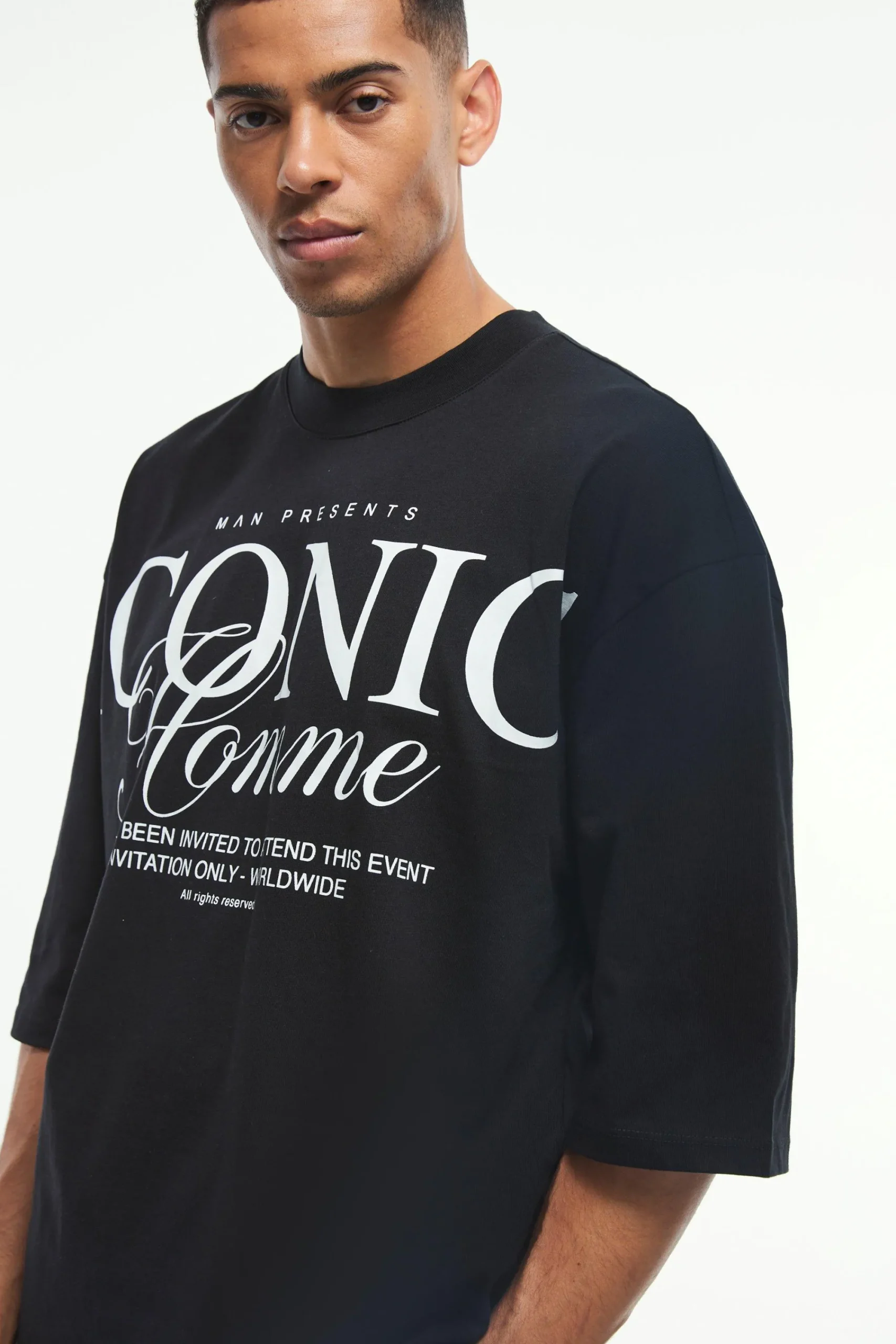 Oversized Extended Neck Gloss Iconic Print T-shirt | UK^boohooMAN Clearance