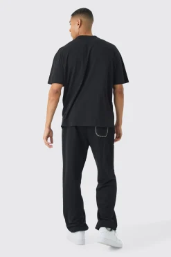 Oversized Extended Neck Gothic Print T-Shirt | UK^boohooMAN Best