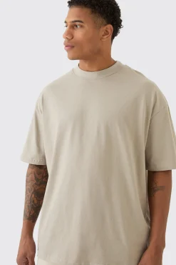 Oversized Extended Neck Heavyweight T-shirt | UK^boohooMAN Online