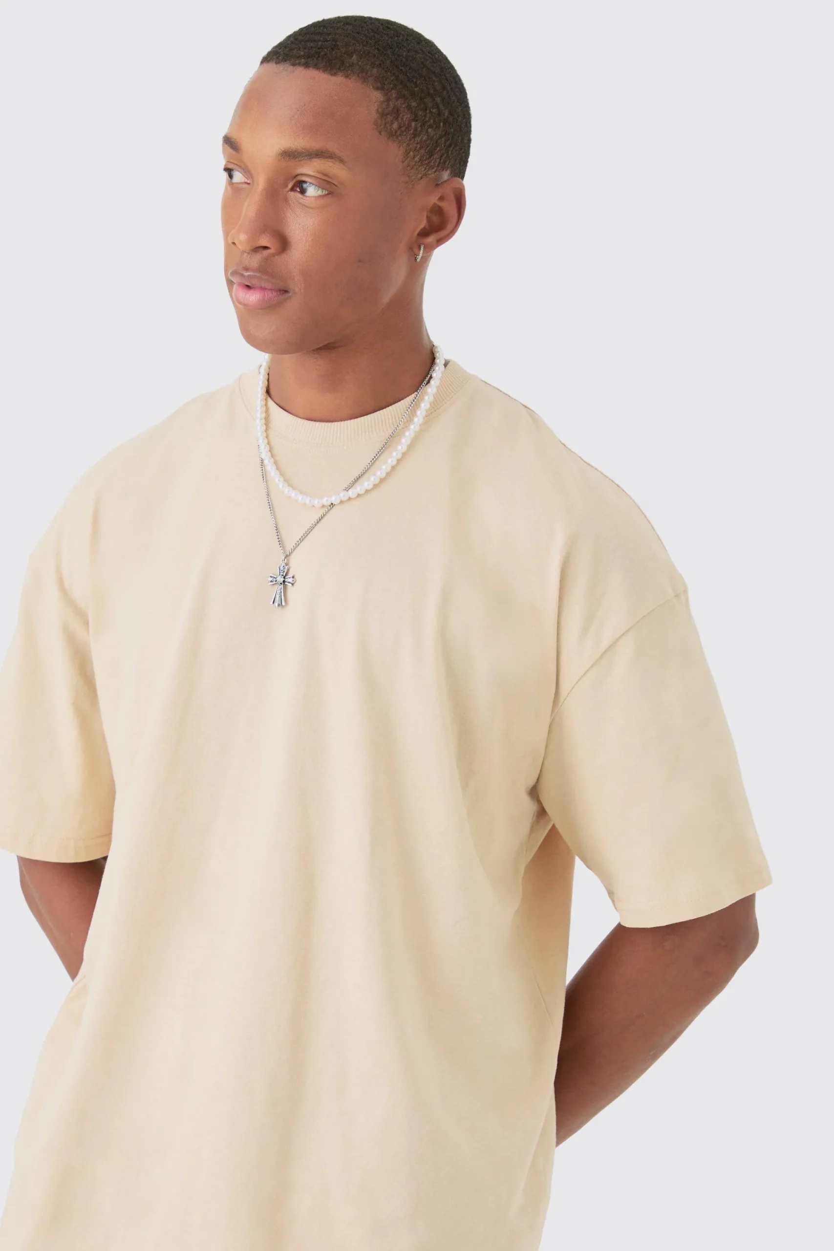 Oversized Extended Neck Homme Back Print T-shirt | UK^boohooMAN Online