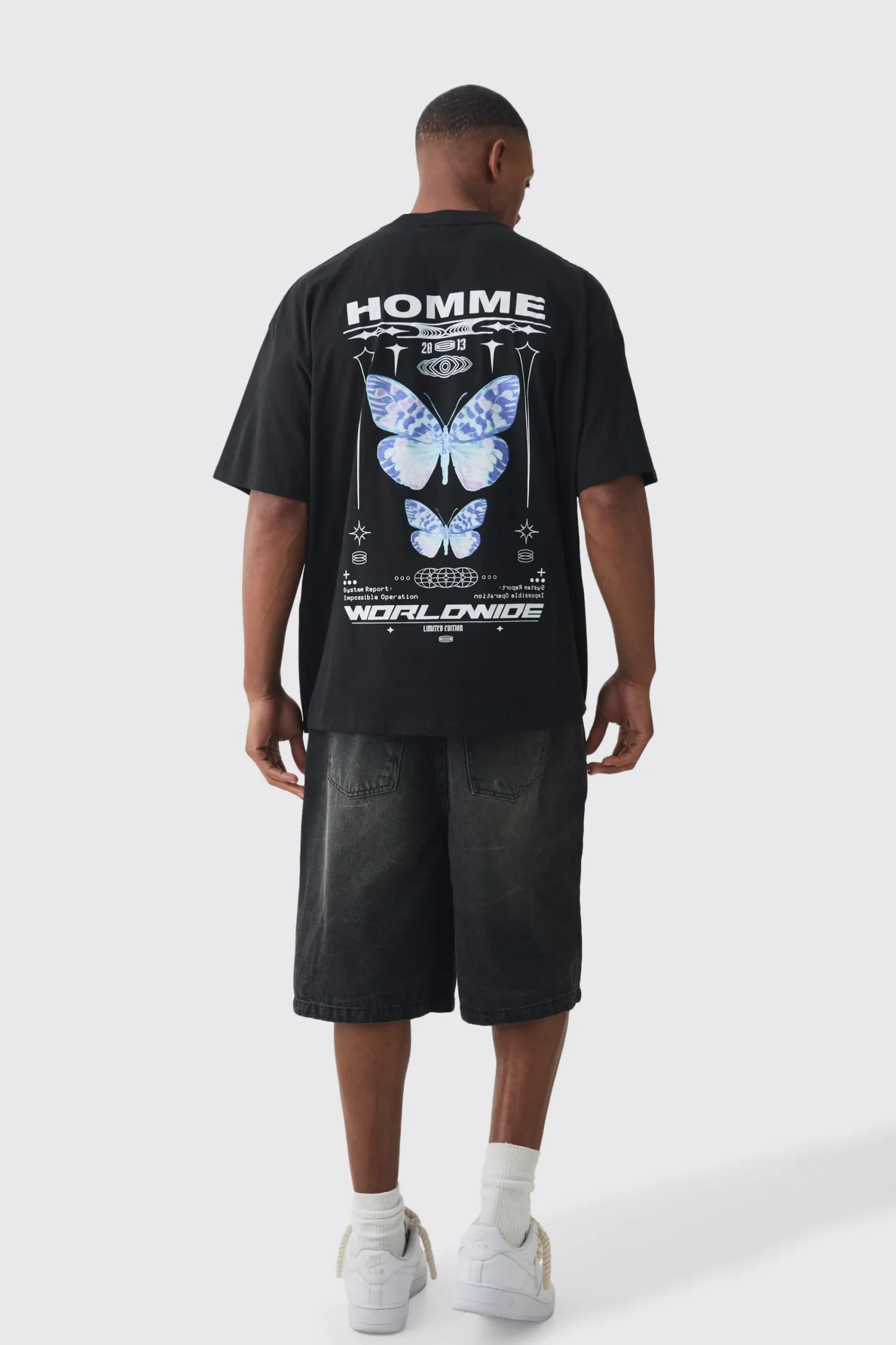 Oversized Extended Neck Homme Butterfly Print T-shirt | UK^boohooMAN New