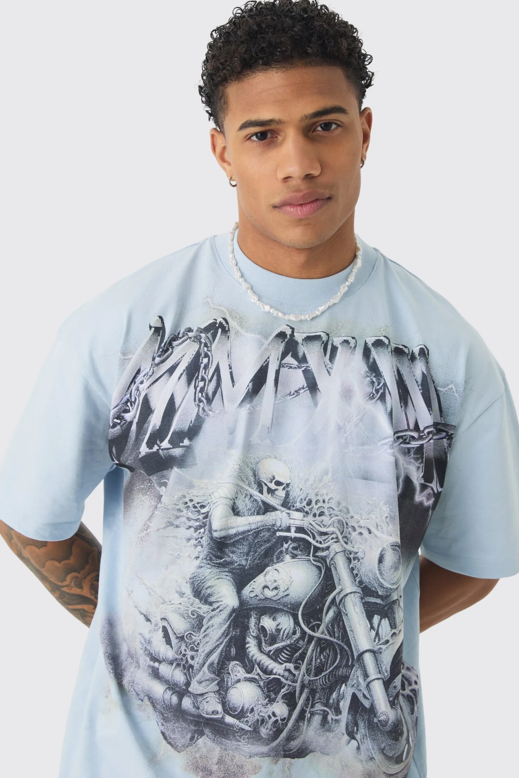 Oversized Extended Neck Lightening Graphic T-shirt | UK^boohooMAN New