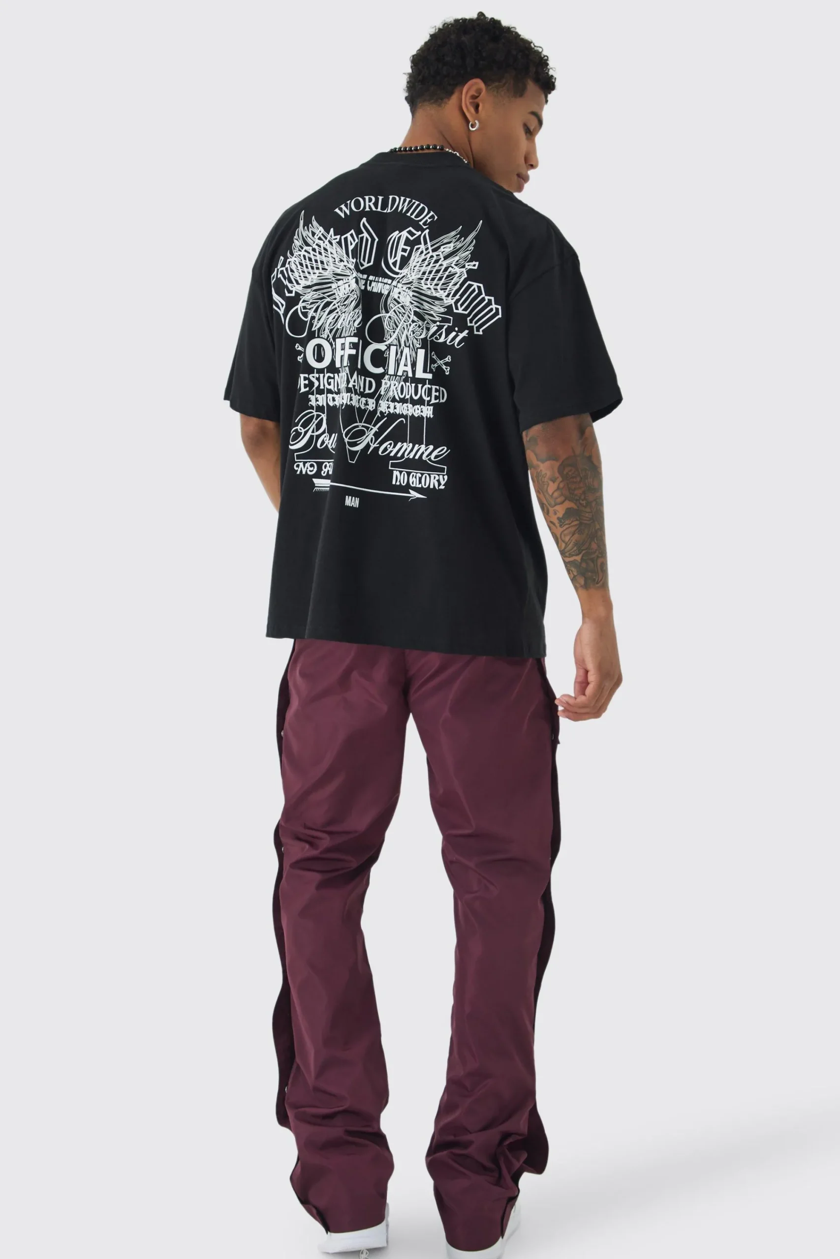 Oversized Extended Neck Limited Edition Back Print T-Shirt | UK^boohooMAN Hot