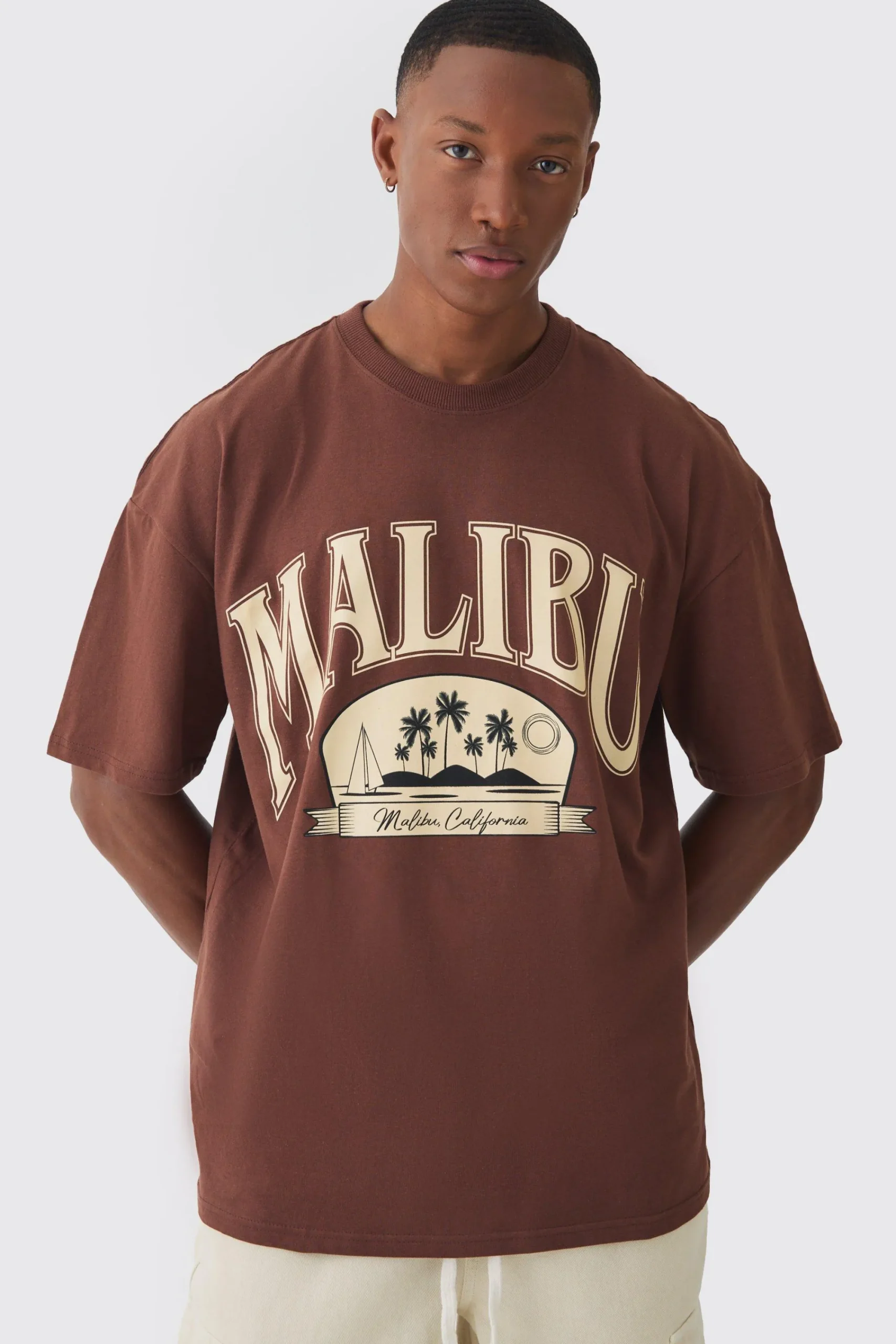 Oversized Extended Neck Malibu Print Wash T-shirt | UK^boohooMAN Online