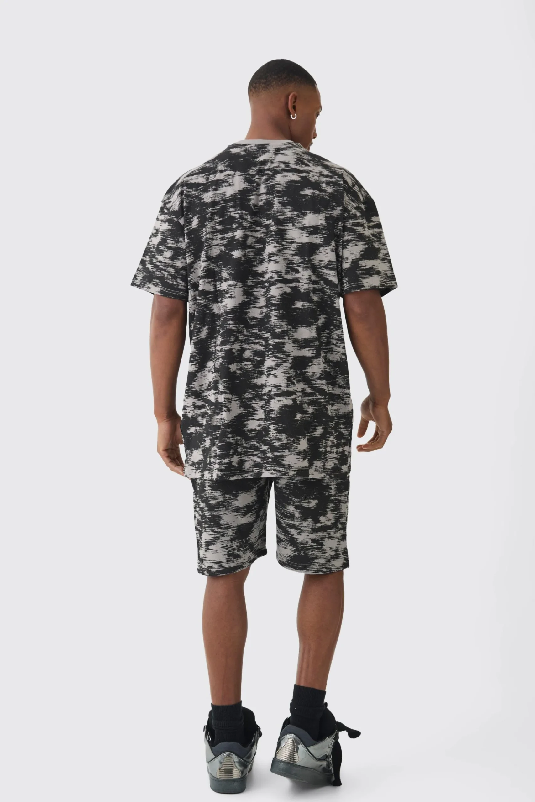 boohooMAN Oversized Extended Neck OFCL Concrete Print T-shirt & Short Set | UK| Sets & Co-Ords|Tracksuits