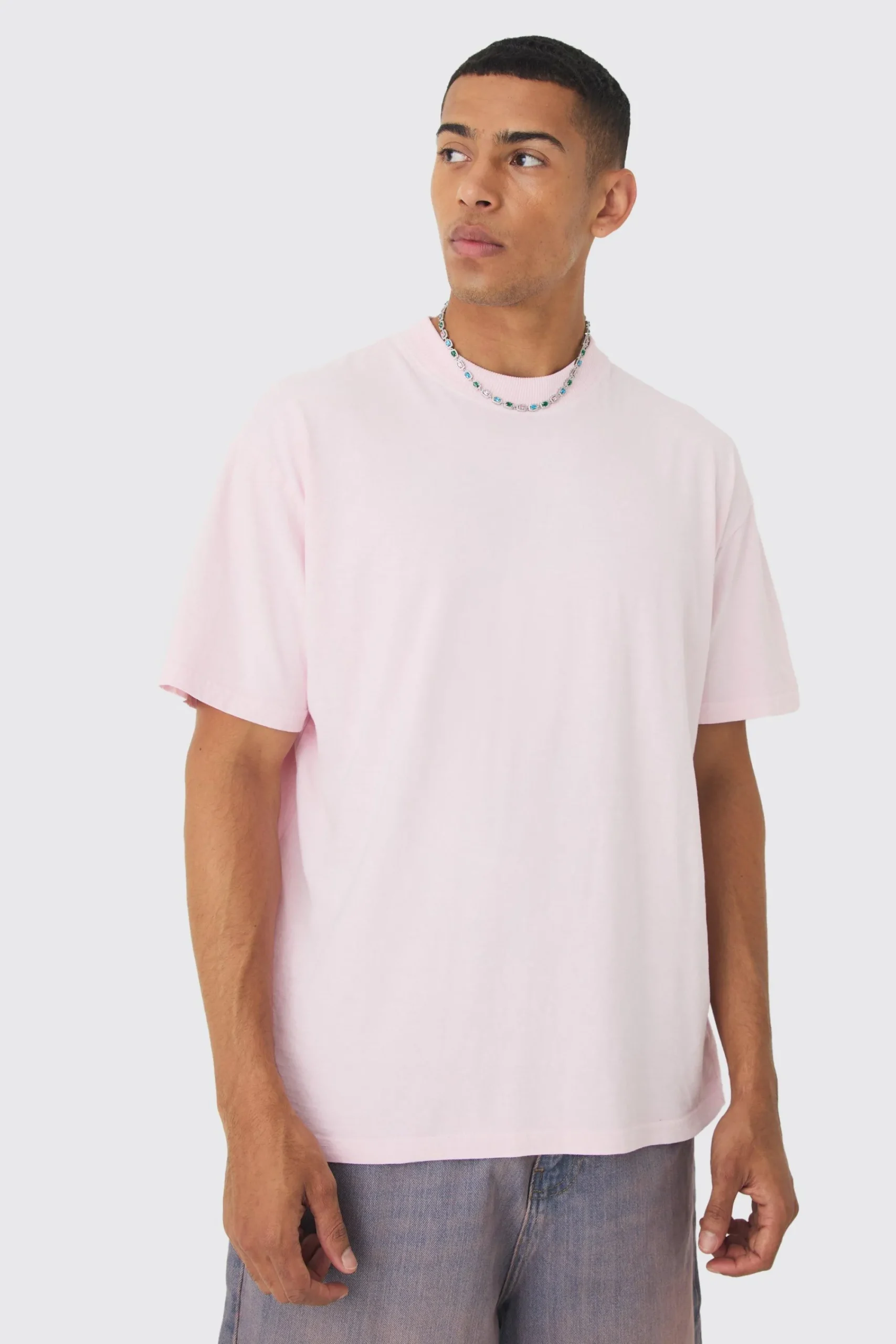 Oversized Extended Neck Over The Seam Wash Space Back Print T-shirt | UK^boohooMAN Online
