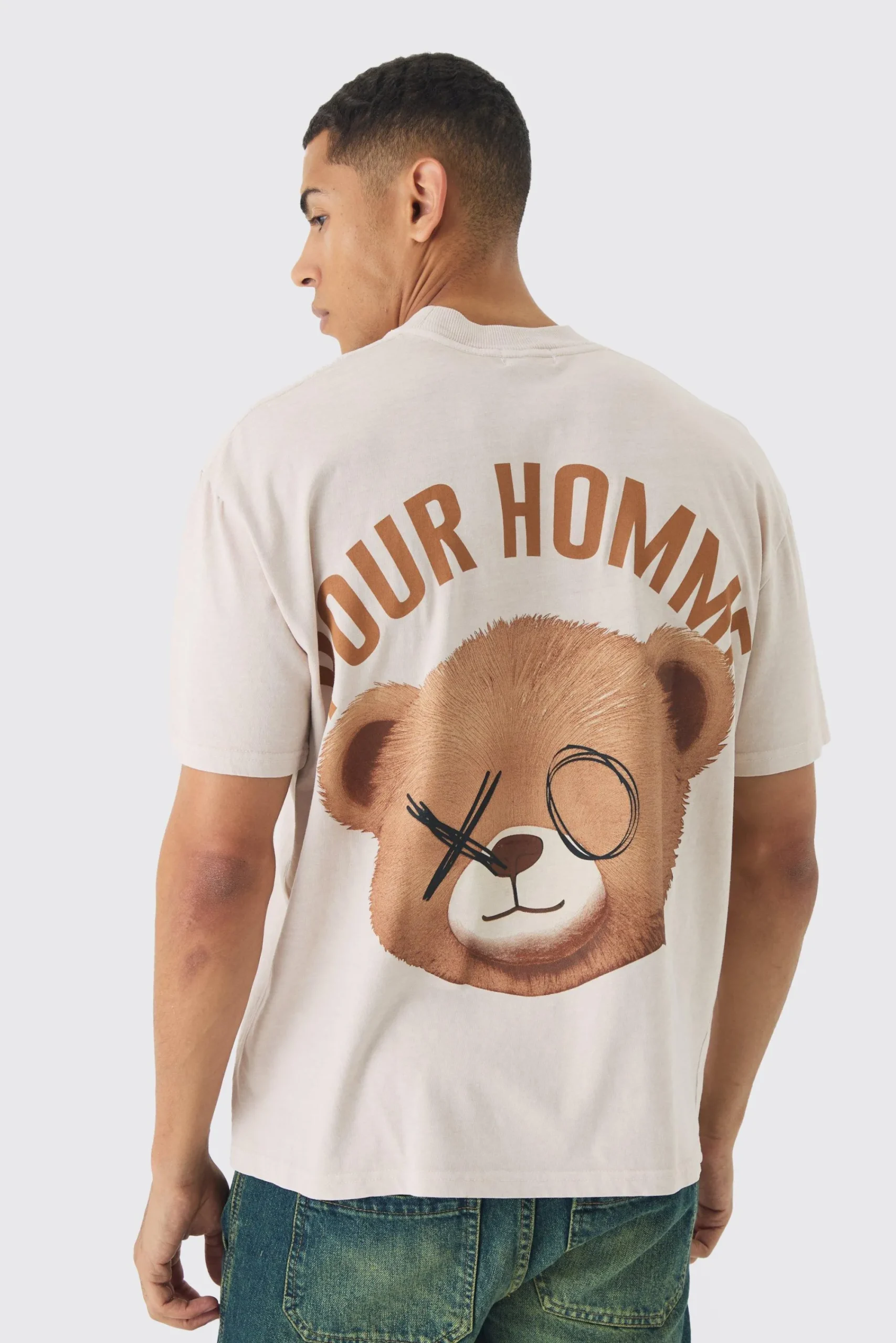 Oversized Extended Neck Over Seams Pour Homme Teddy Print T-Shirt | UK^boohooMAN Best