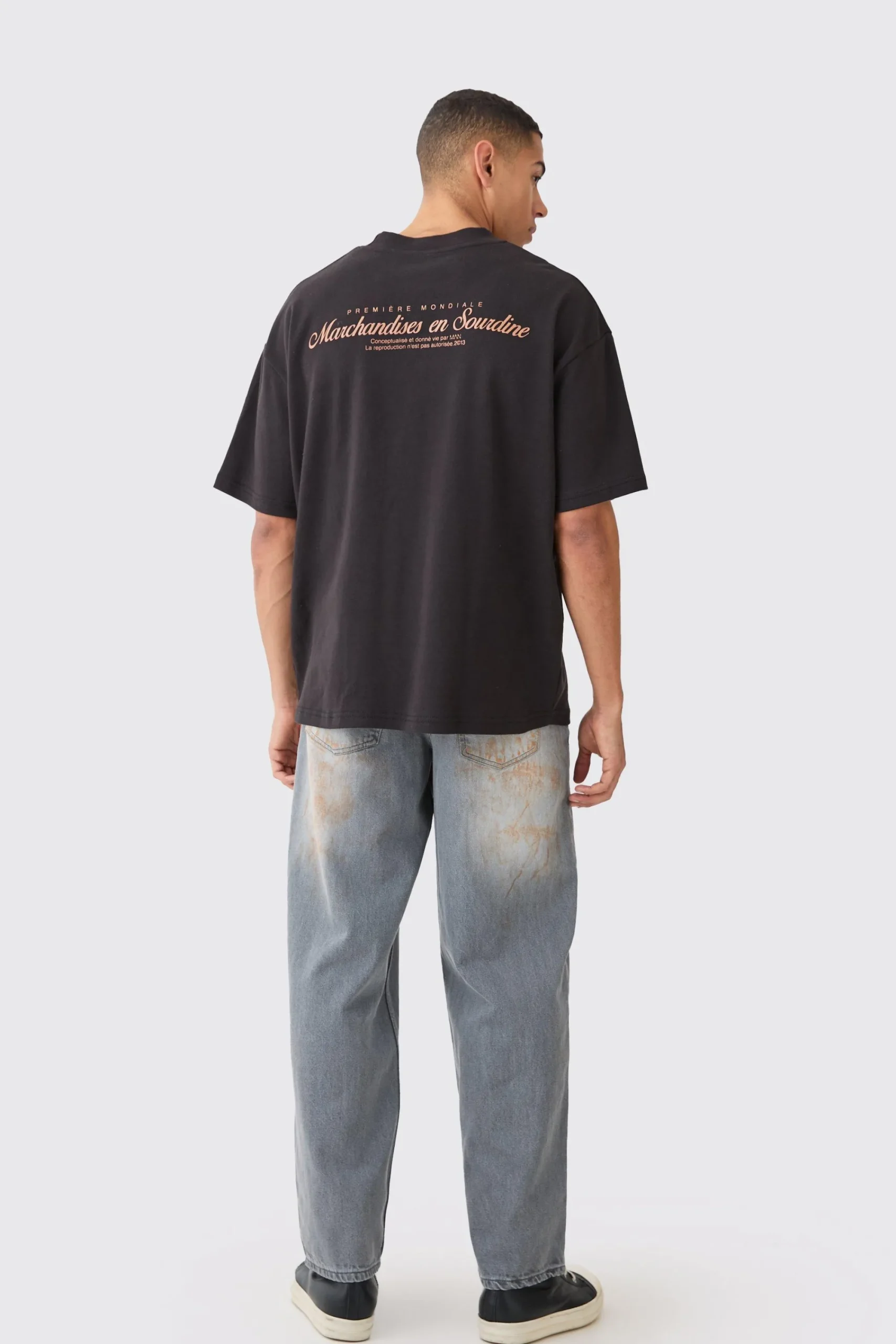 Oversized Extended Neck Printed T-shirt | UK^boohooMAN Online