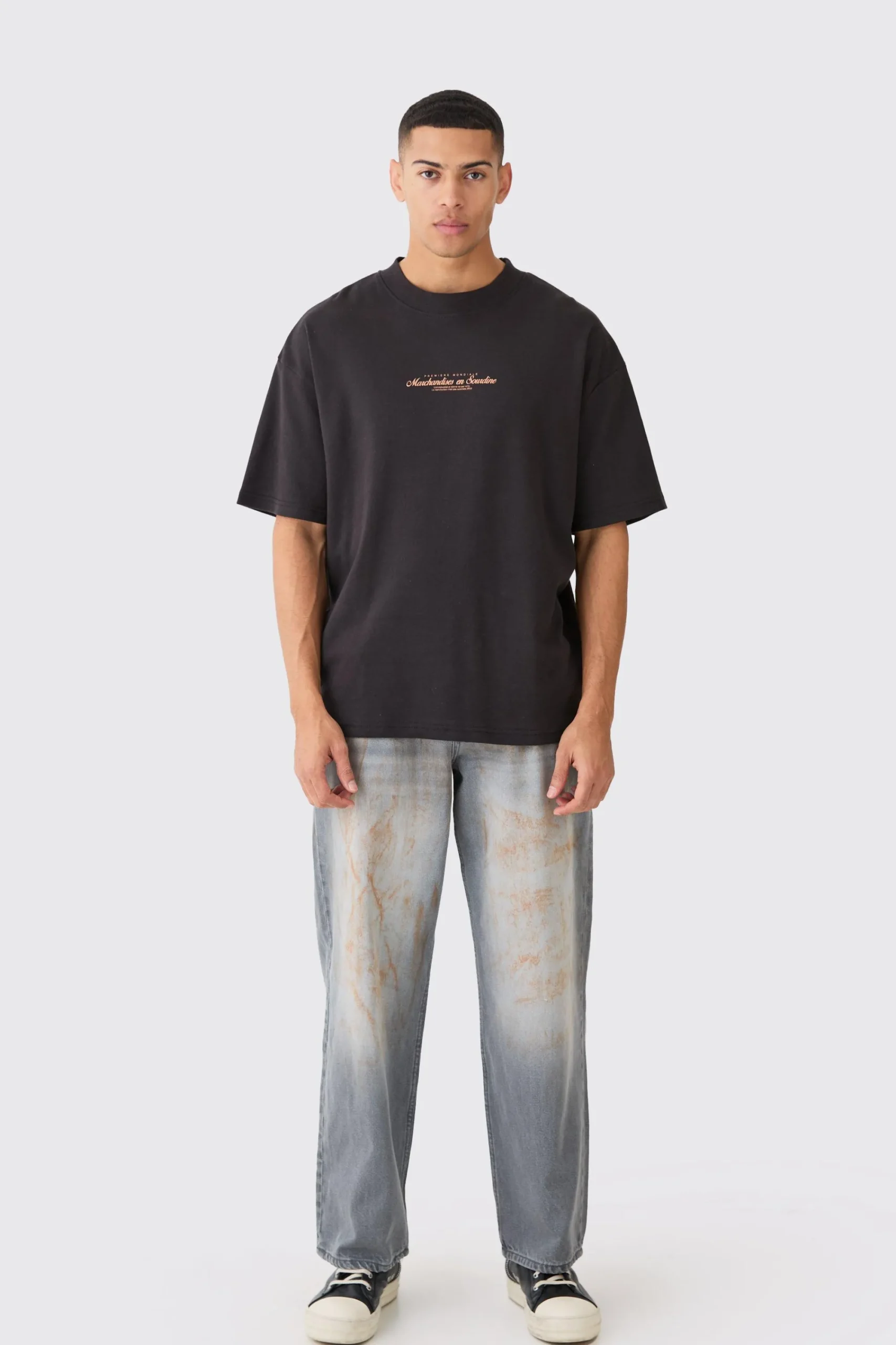 Oversized Extended Neck Printed T-shirt | UK^boohooMAN Online