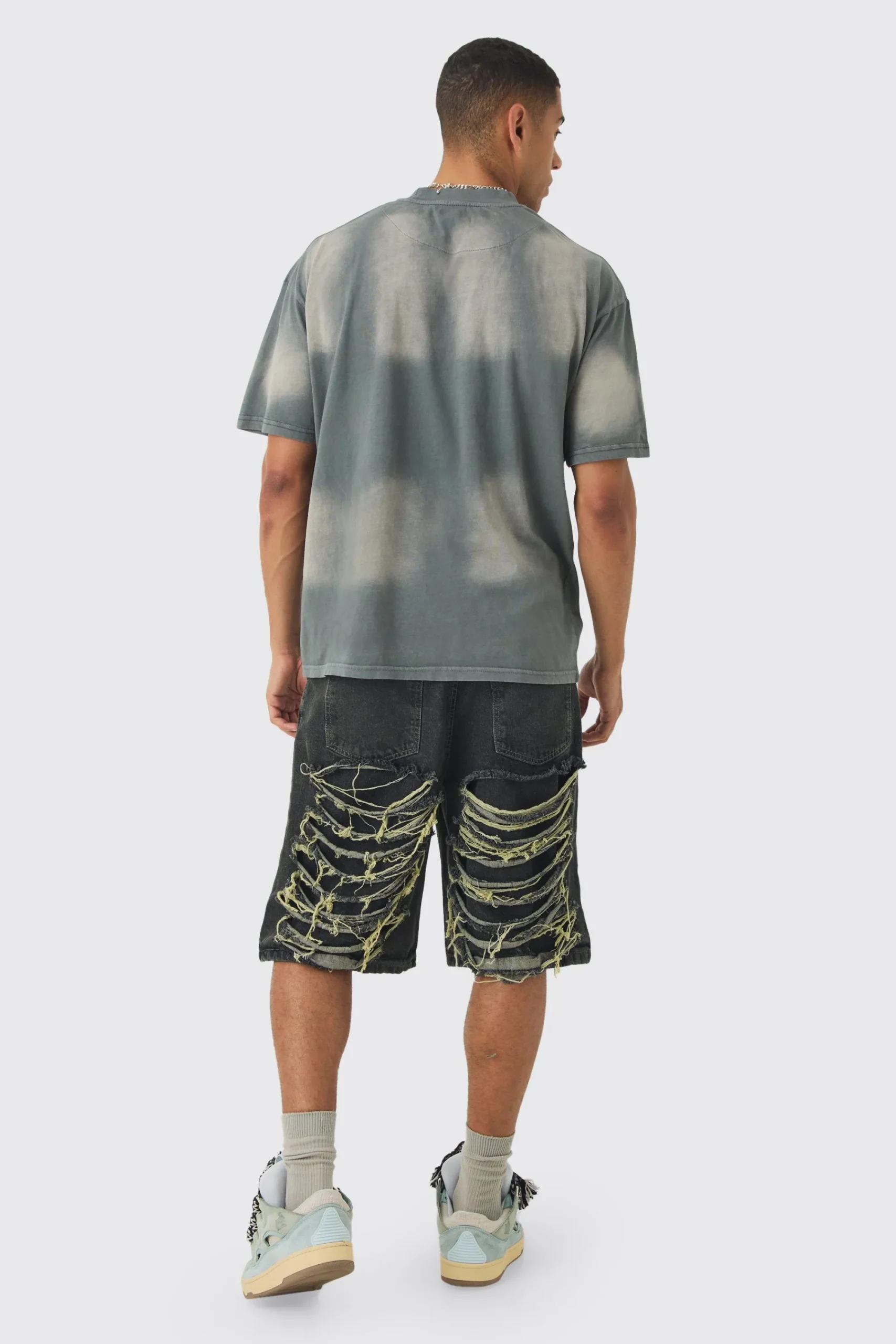 Oversized Extended Neck Sun Bleach T-shirt | UK^boohooMAN Sale