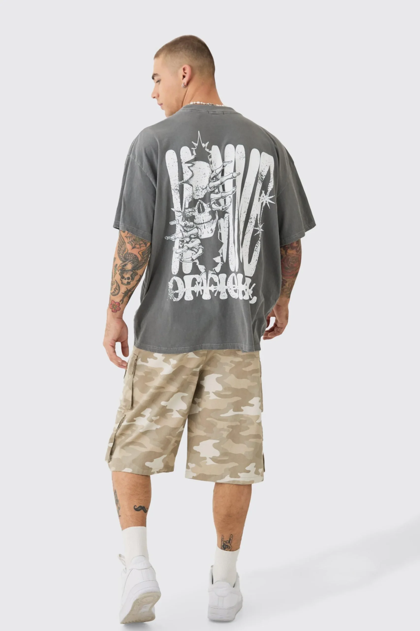 Oversized Extended Neck Skeleton Homme Back Print T-shirt | UK^boohooMAN