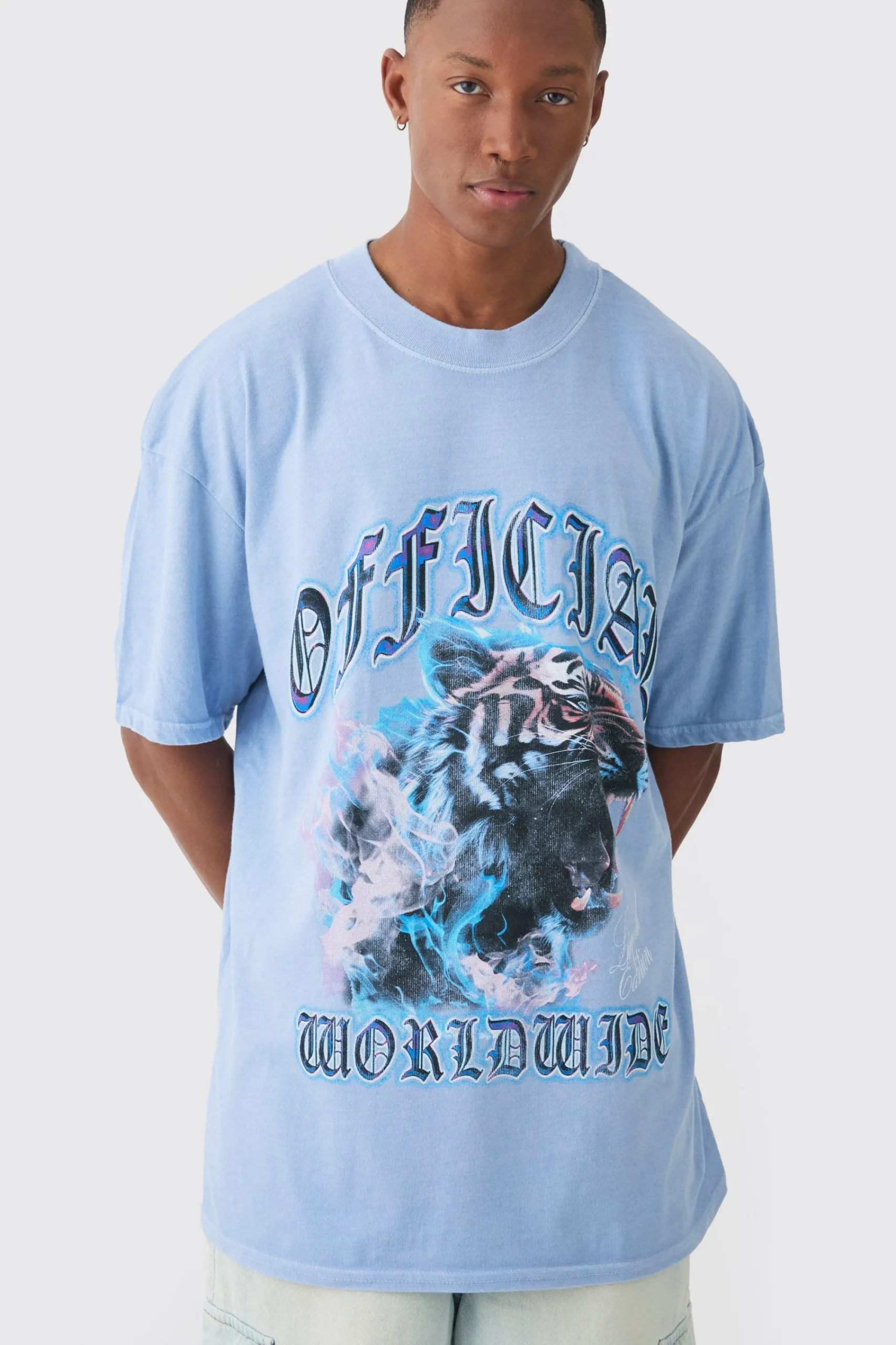 Oversized Extended Neck Tiger Graphic T-shirt | UK^boohooMAN Clearance