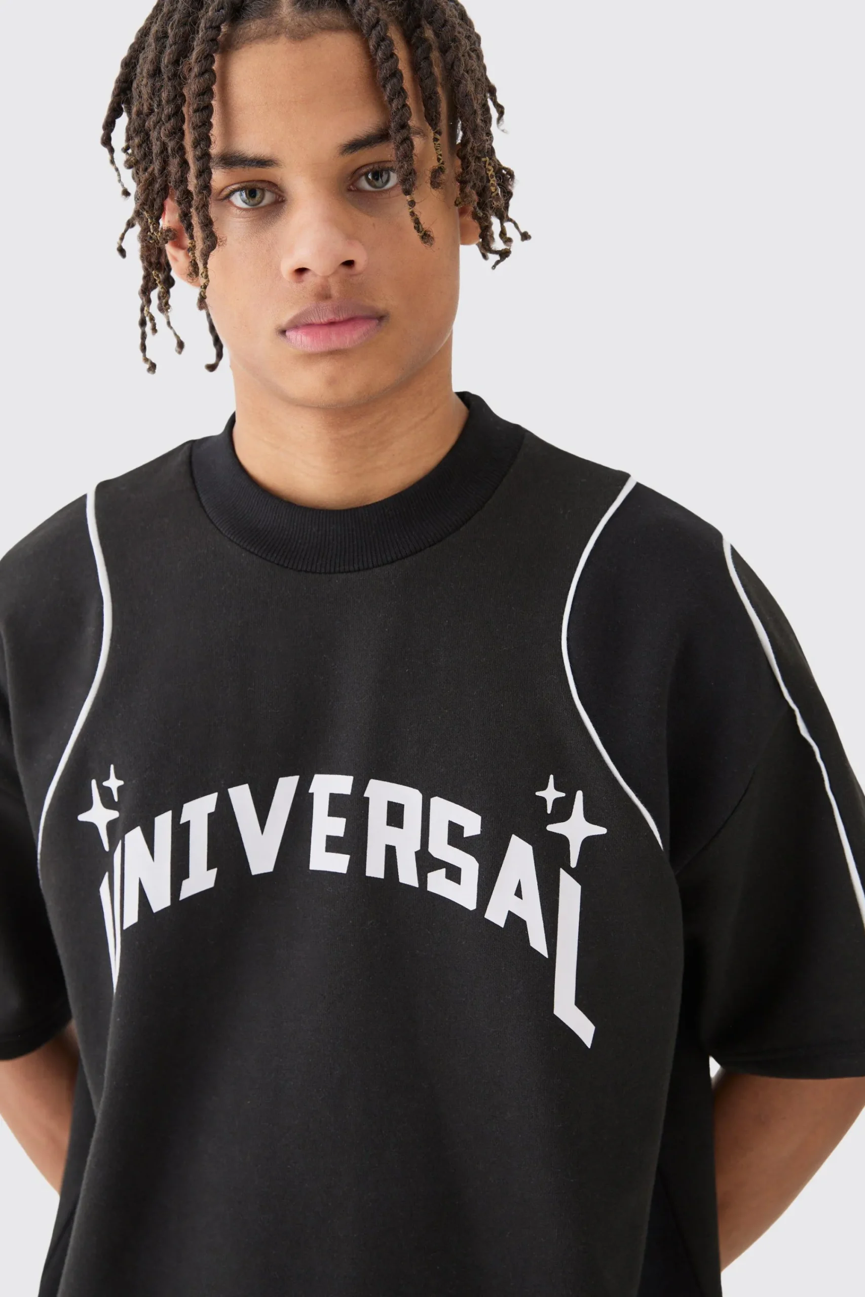 Oversized Extended Neck Universal Graphic T-shirt | UK^boohooMAN New