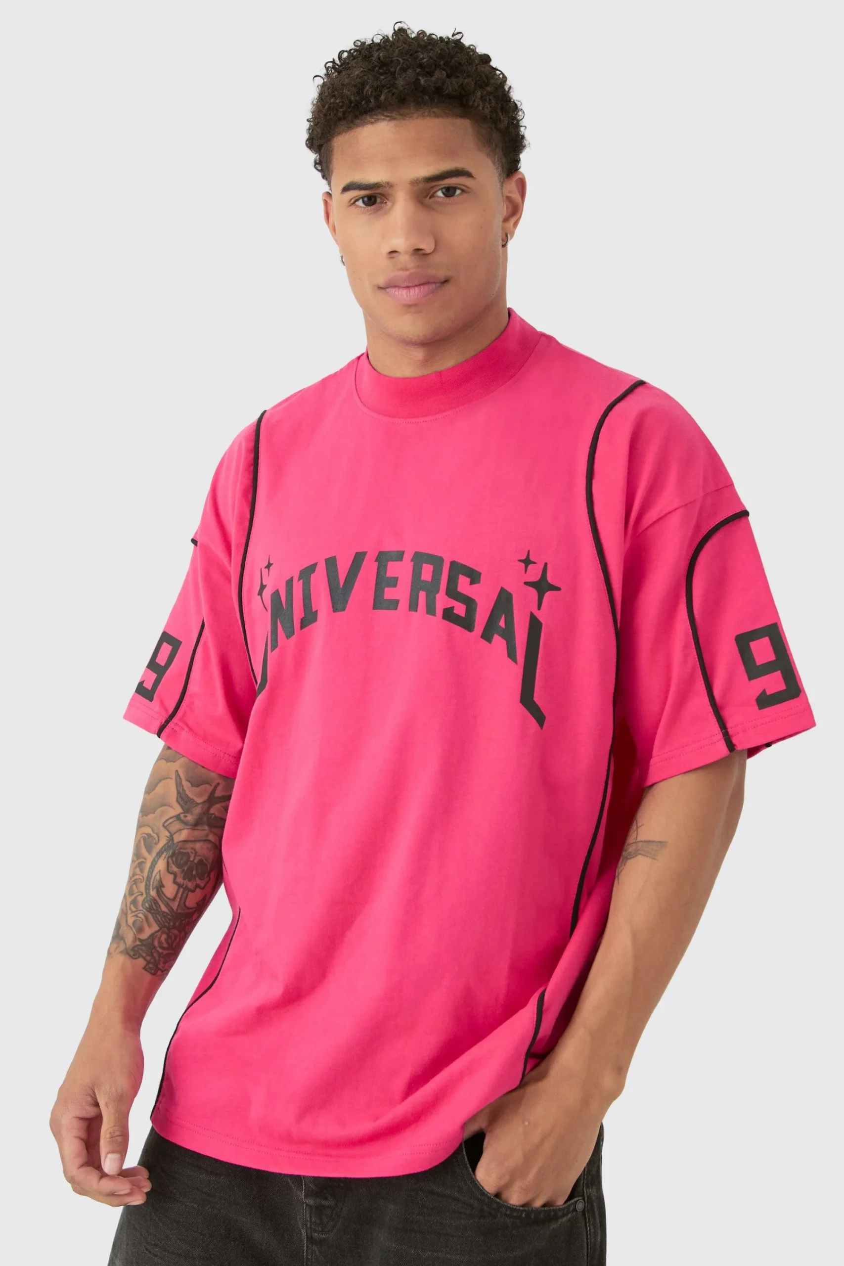 Oversized Extended Neck Universal Graphic T-shirt | UK^boohooMAN Best
