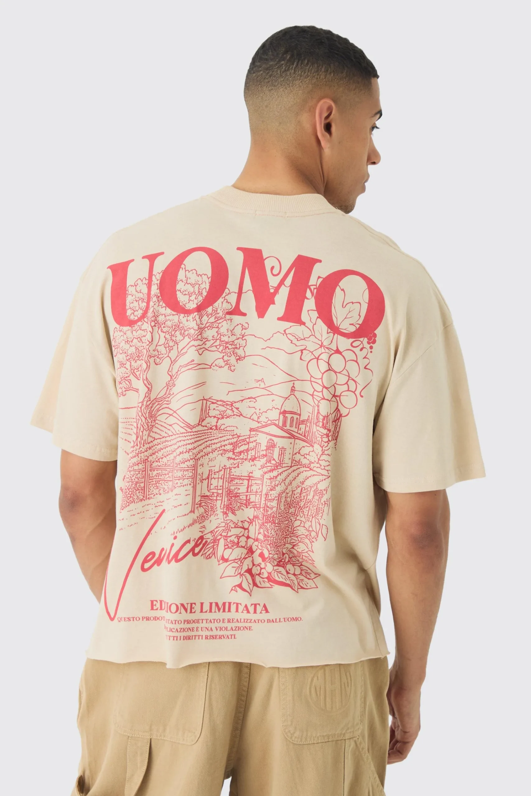 Oversized Extended Neck Uomo Landscape Back Print Raw Hem T-Shirt | UK^boohooMAN Clearance