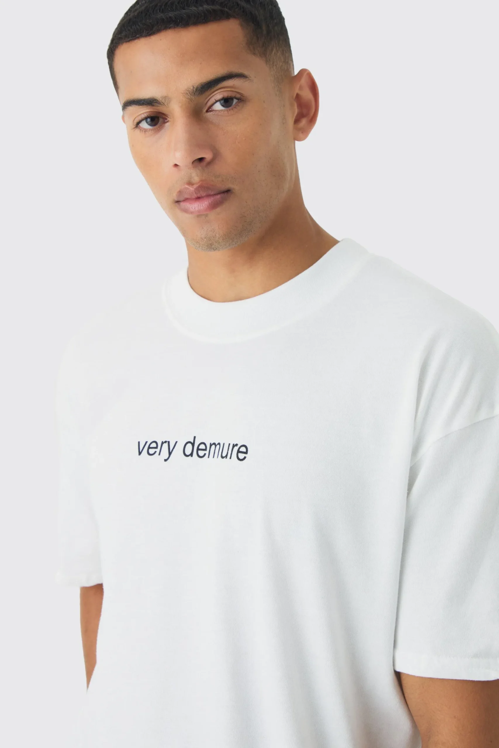 Oversized Extended Neck Very Demure Slogan T-Shirt | UK^boohooMAN