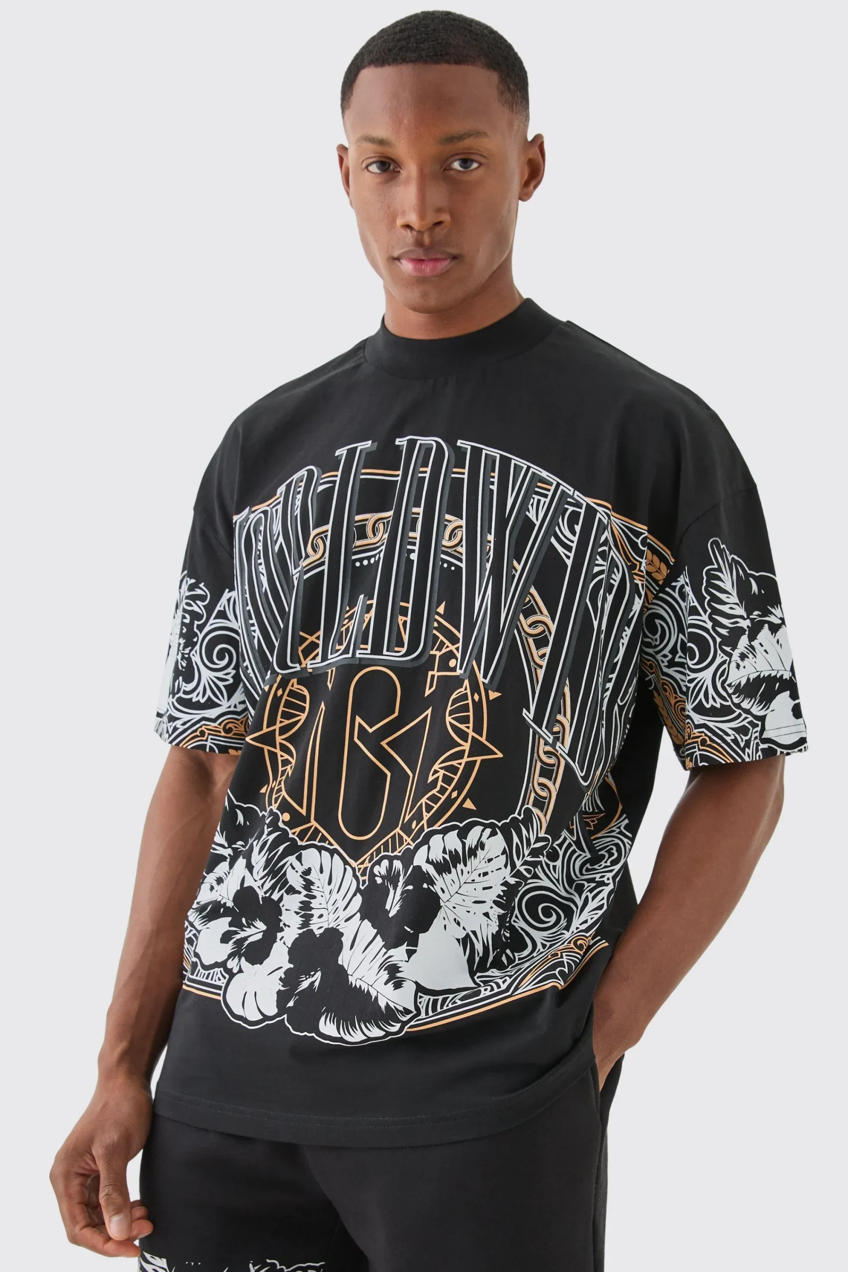 Oversized Extended Neck Worldwide Large Graphic T-shirt | UK^boohooMAN Clearance