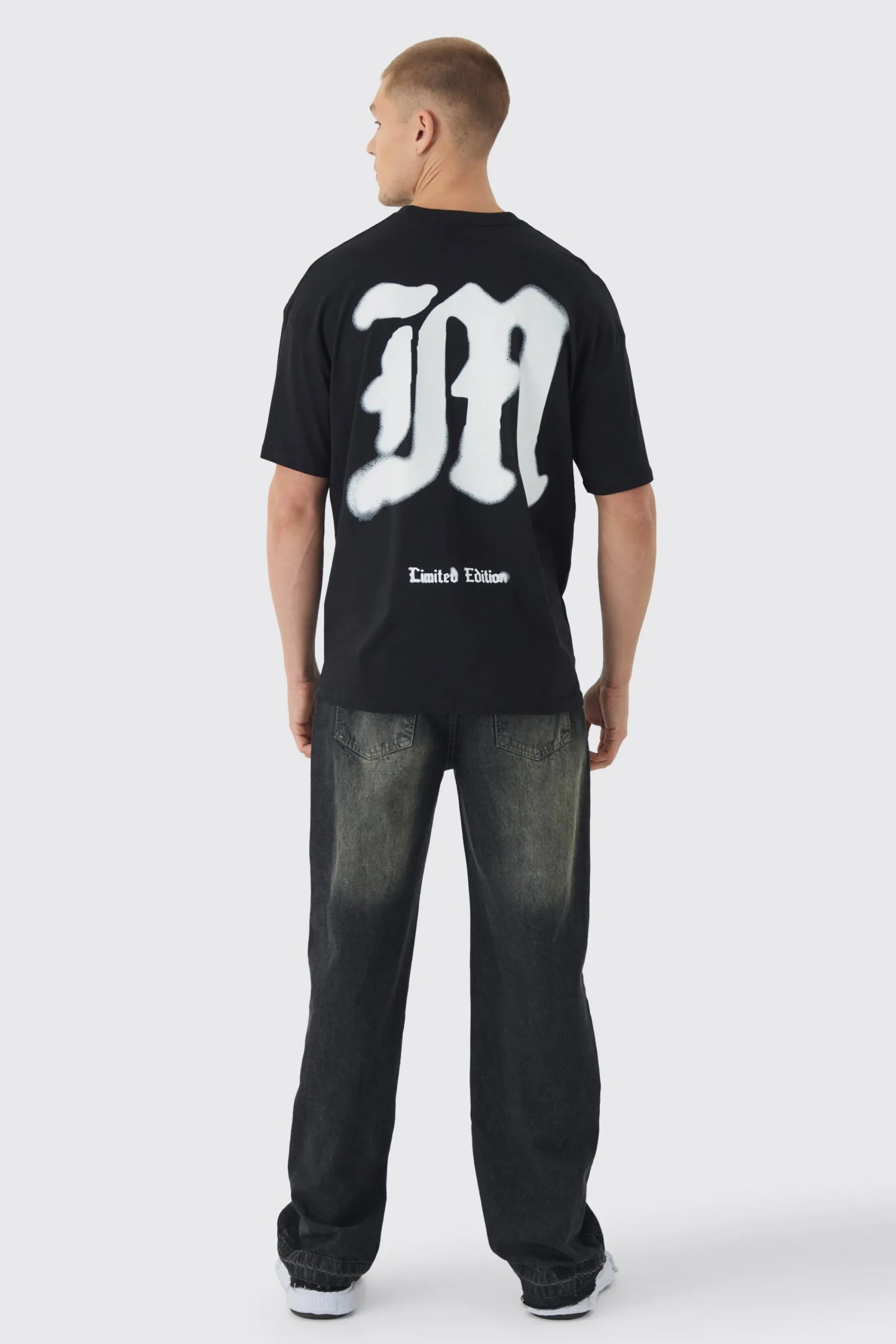 Oversized Fit Spray M Print T-shirt | UK^boohooMAN New