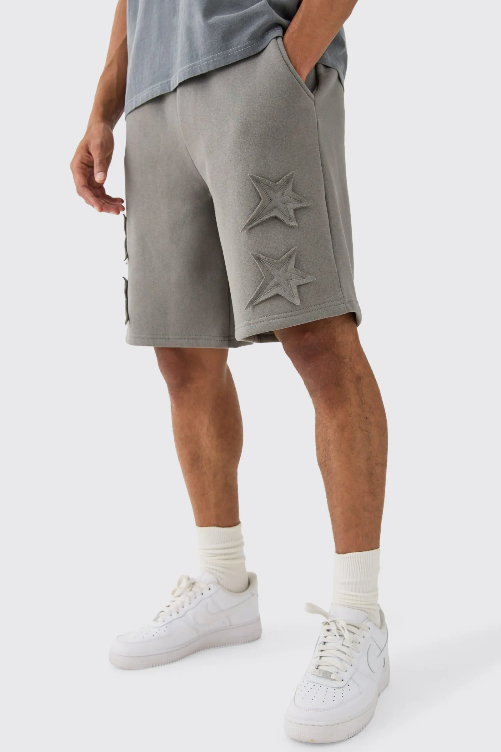 boohooMAN Oversized Fit Star Applique Shorts | UK| Shorts