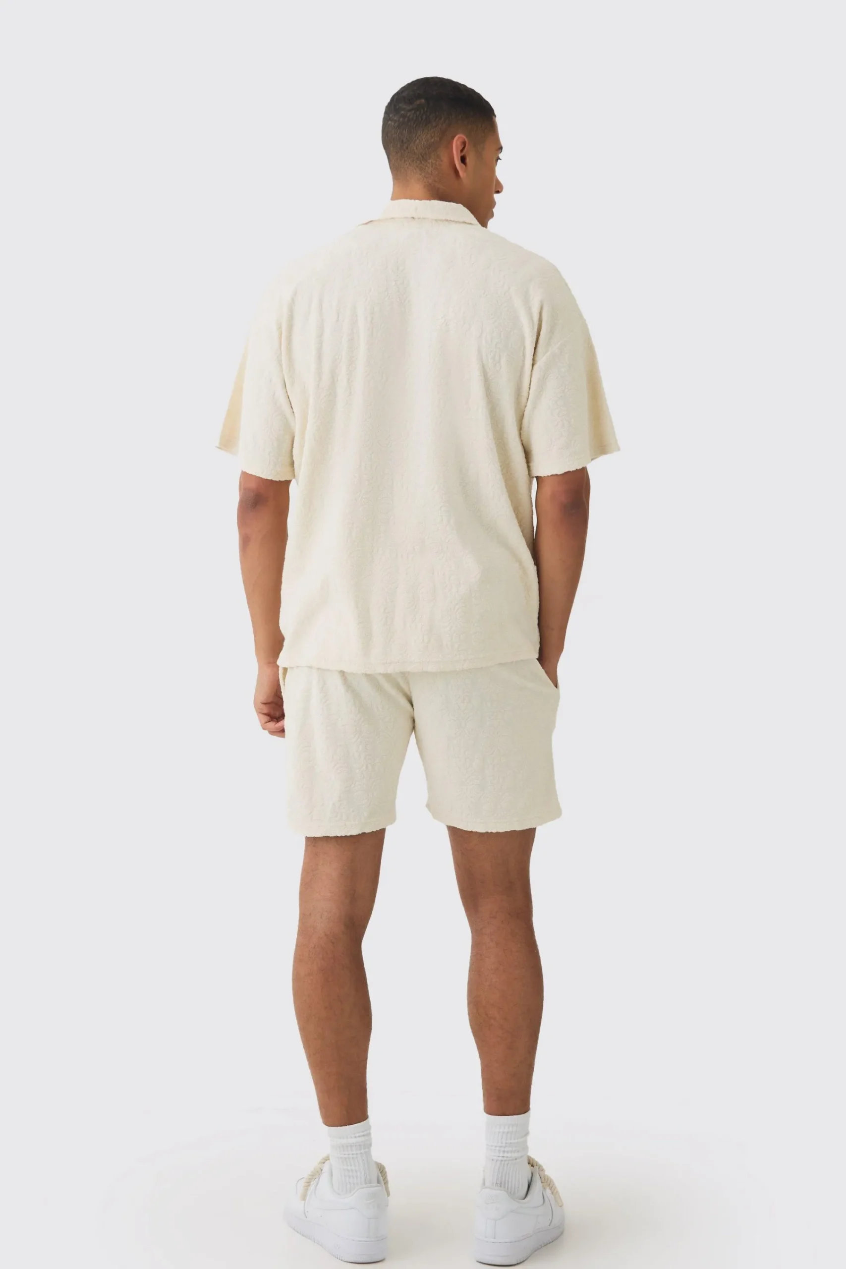 boohooMAN Oversized Floral Embossed Revere Polo & Short Set | UK| Sets & Co-Ords|Tracksuits