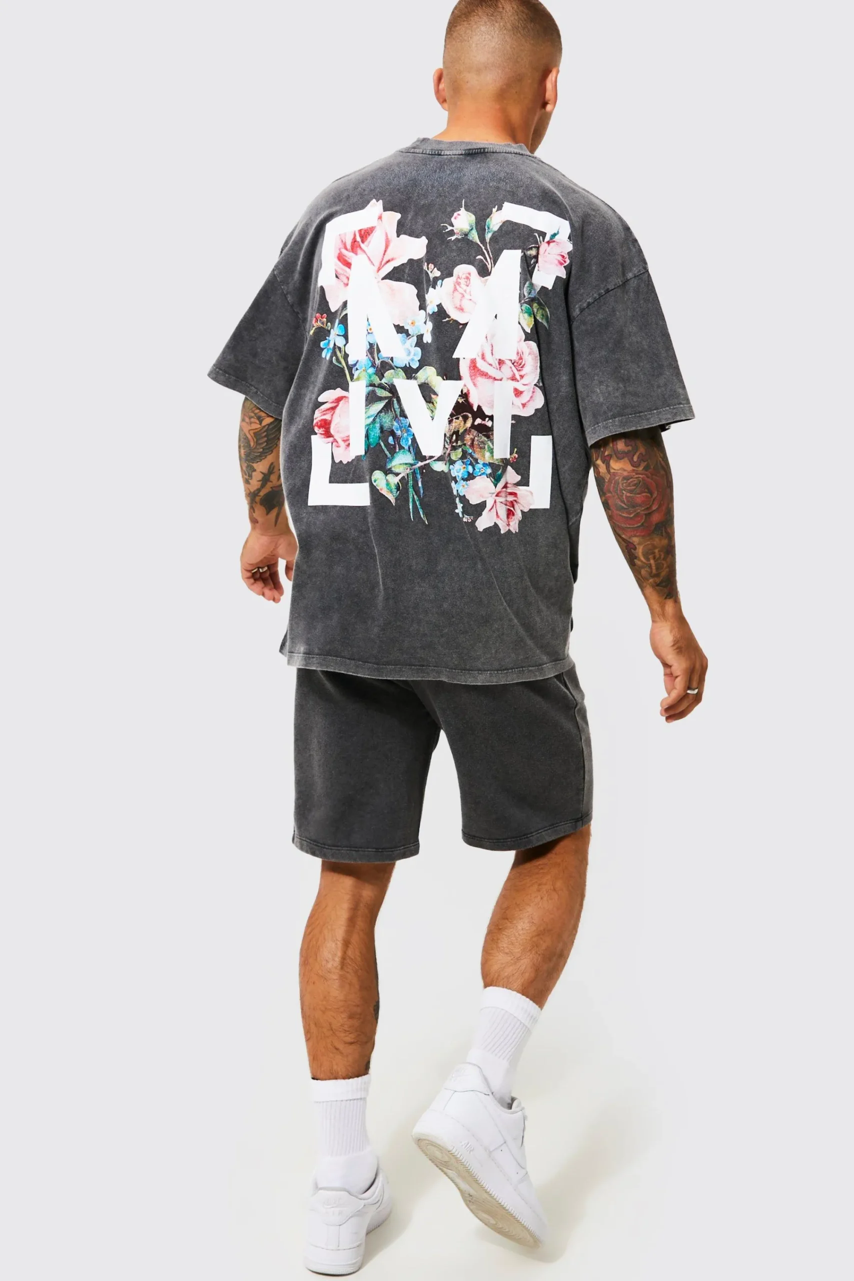 Oversized Floral Graphic Acid Wash T-shirt | UK^boohooMAN Clearance