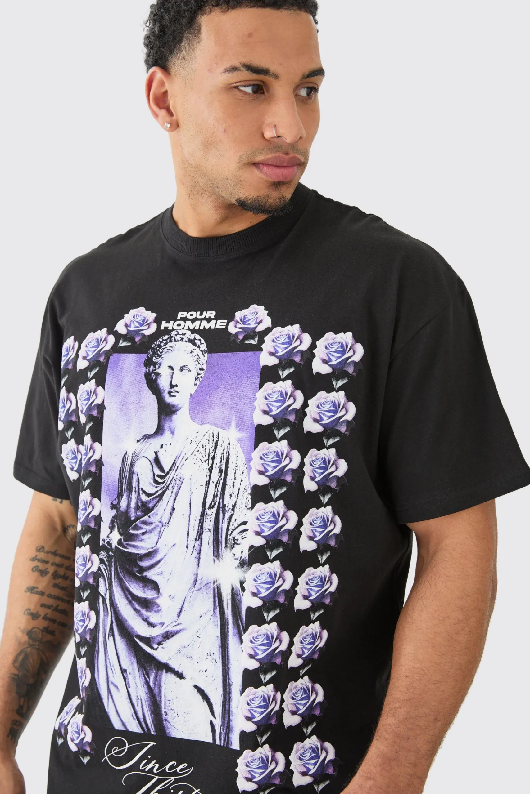 Oversized Floral Statue Graphic T-shirt | UK^boohooMAN Online