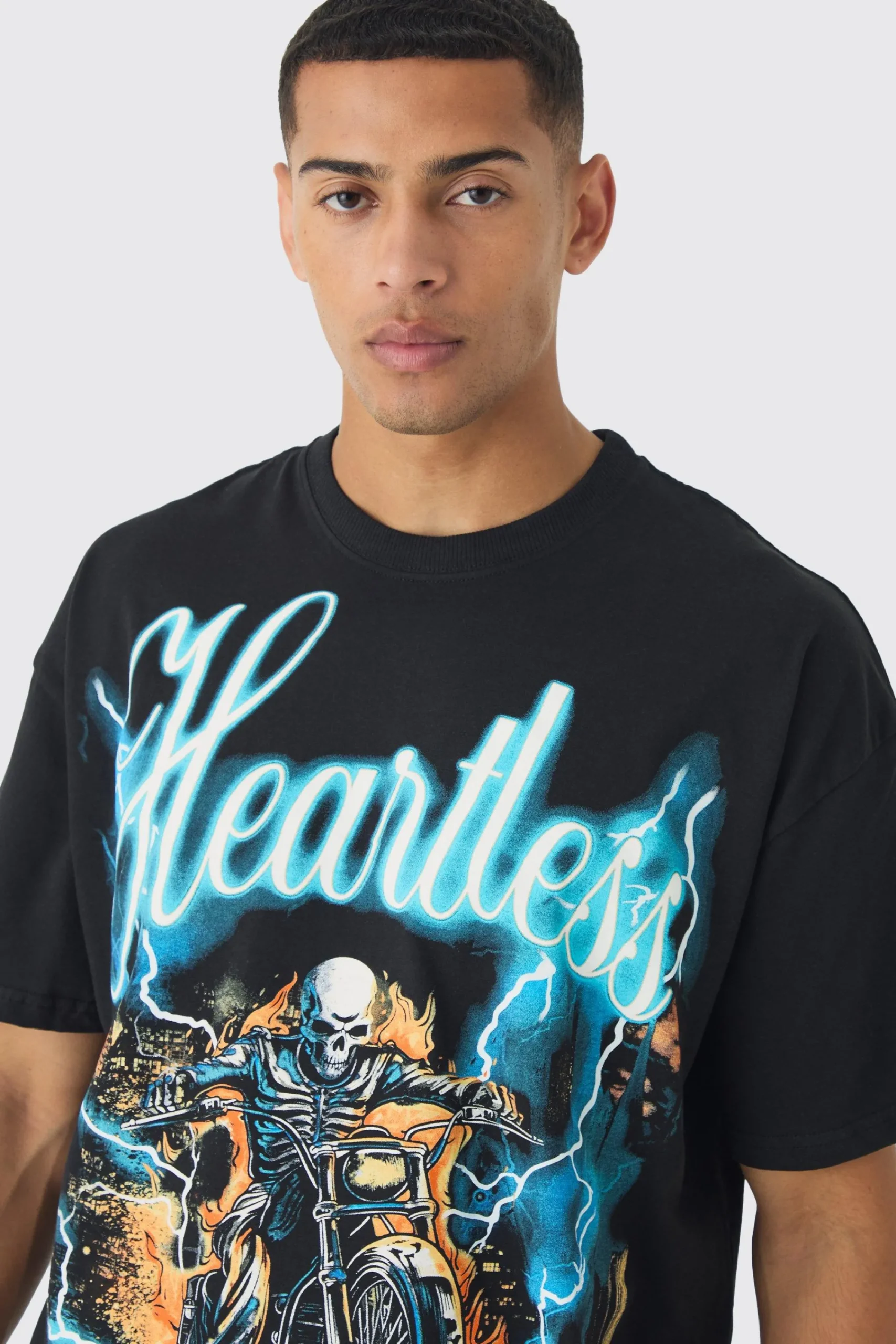 Oversized Heartless Skull Large Scale Graphic T-Shirt | UK^boohooMAN New