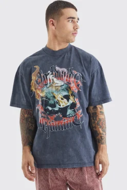 Oversized Heavy Washed Graphic T-shirt | UK^boohooMAN