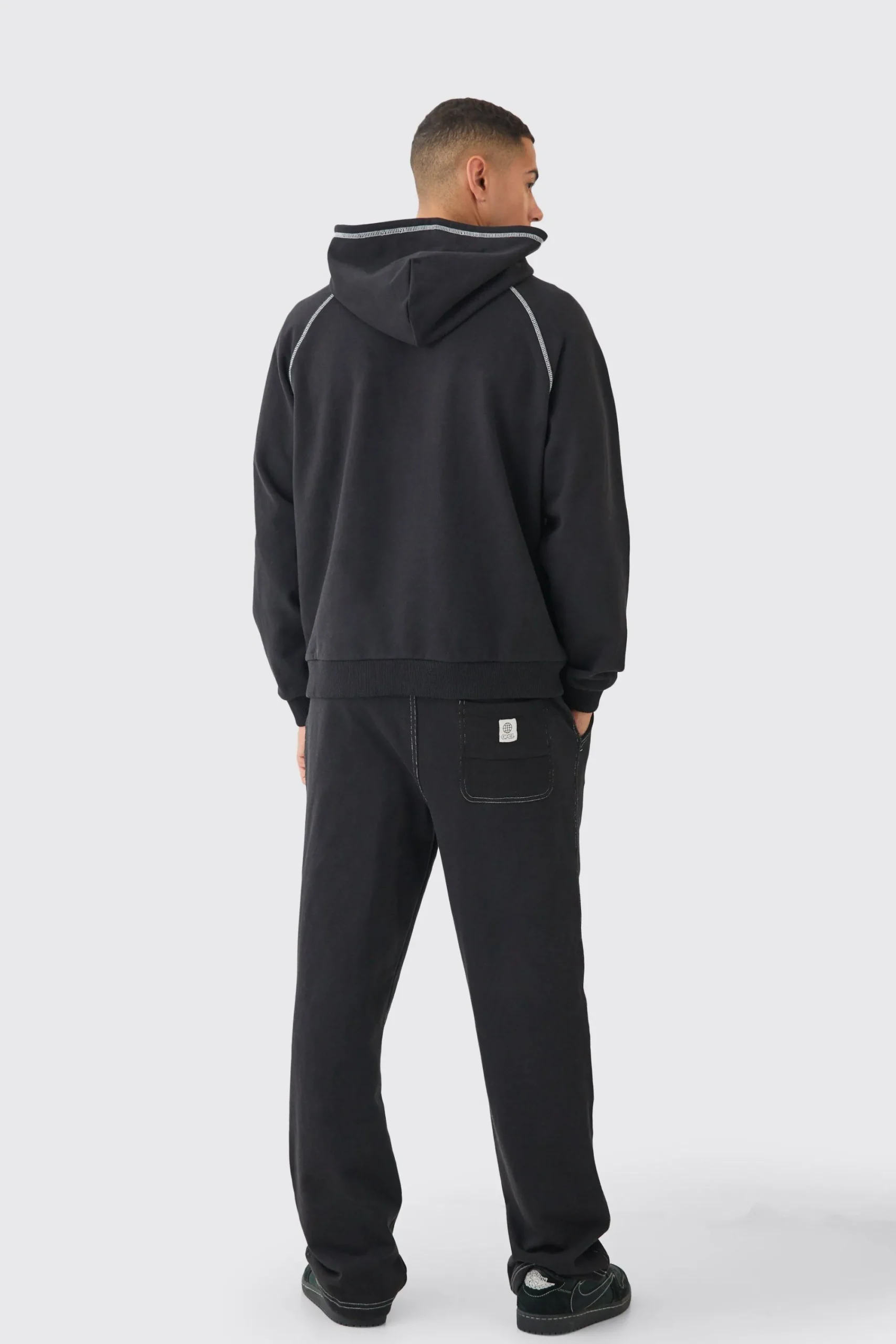 boohooMAN Oversized Heavyweight Applique Contrast Stitch Tracksuit | UK| Tracksuits