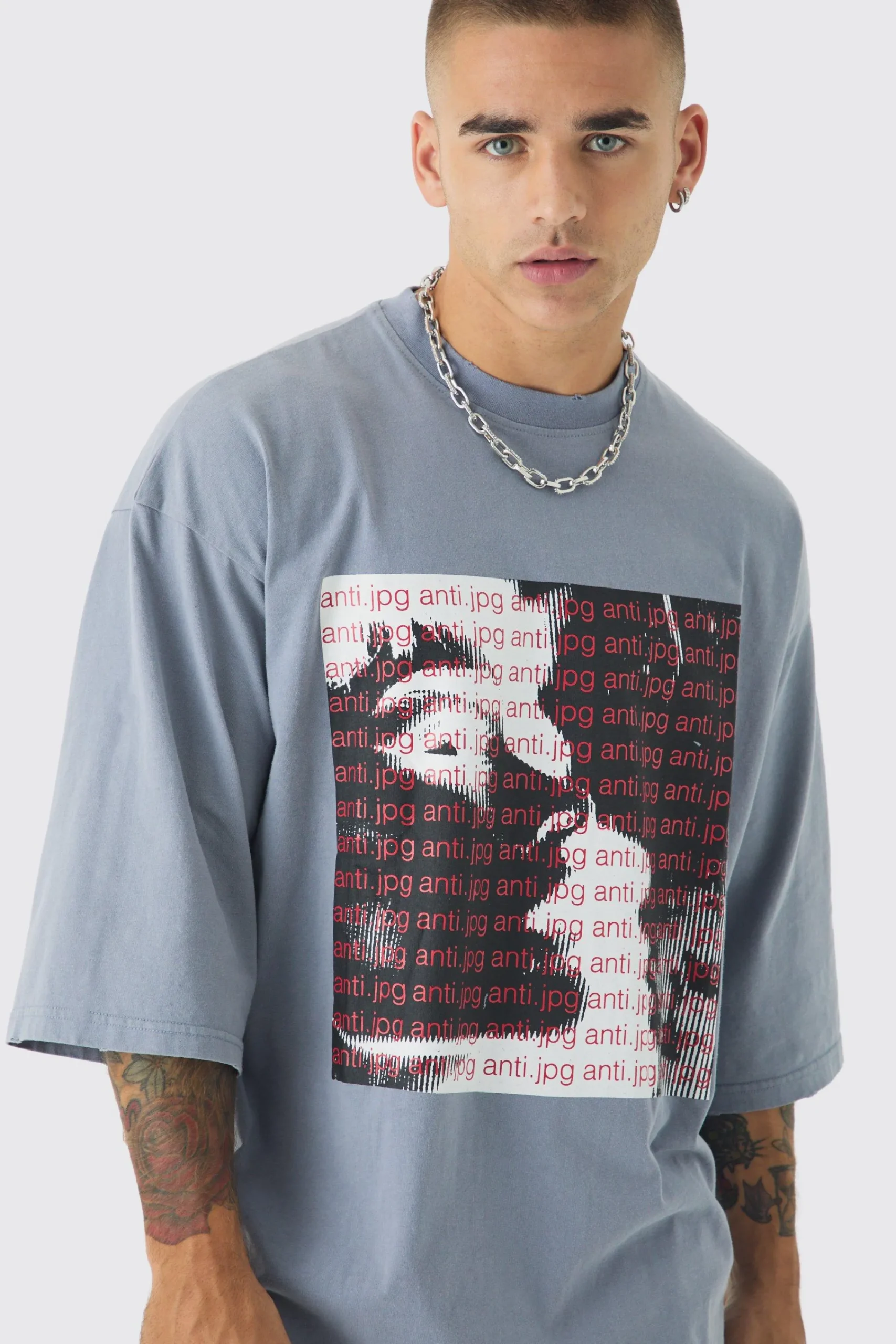 Oversized Heavyweight Distressed Acid Wash Box Graphic T-Shirt | UK^boohooMAN Hot