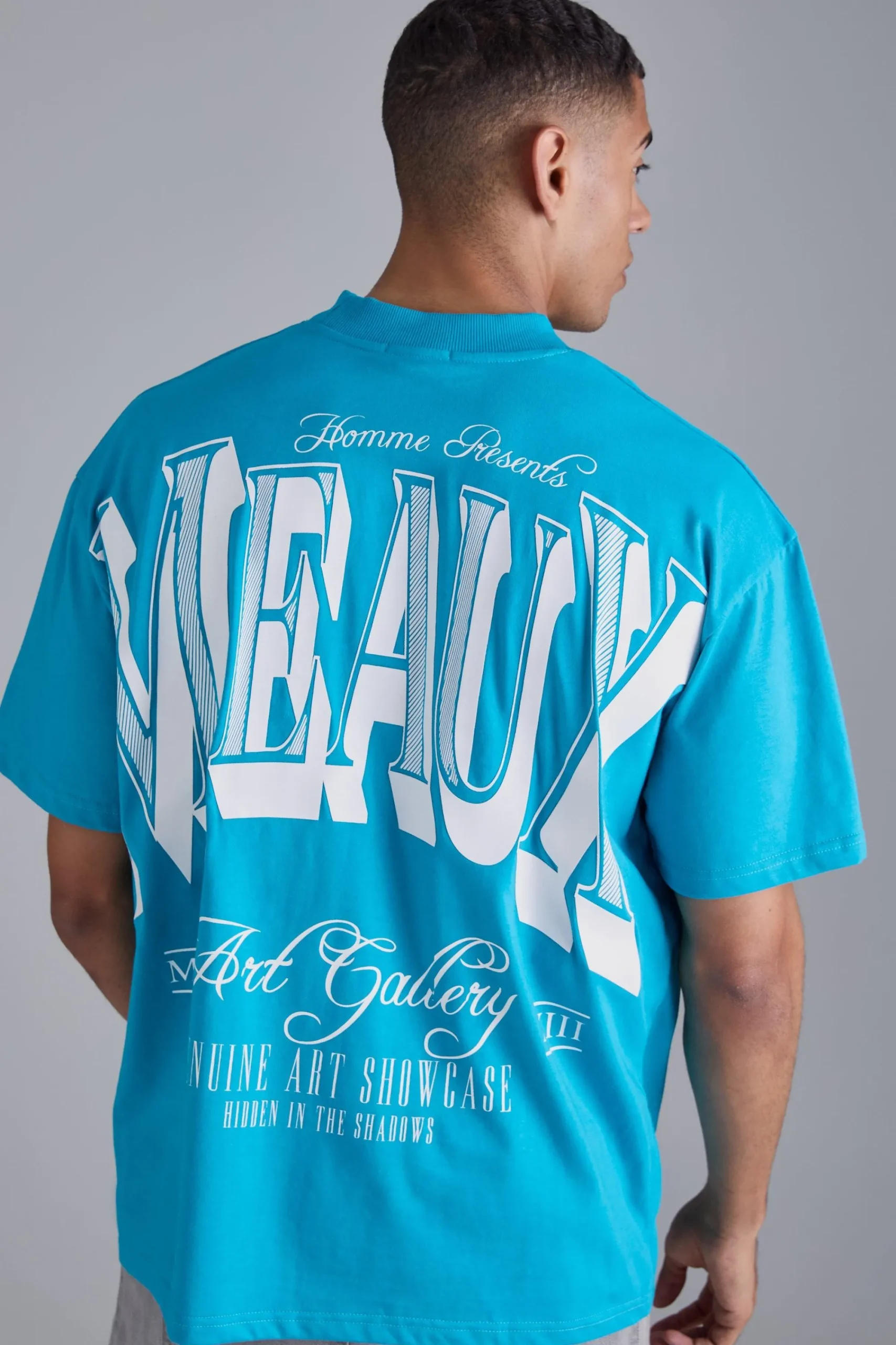 Oversized Heavyweight Extended Neck Meaux Graphic T-shirt | UK^boohooMAN Best