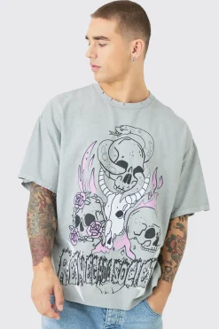 Oversized Heavyweight Skull Wash Graphic T-shirt | UK^boohooMAN Online