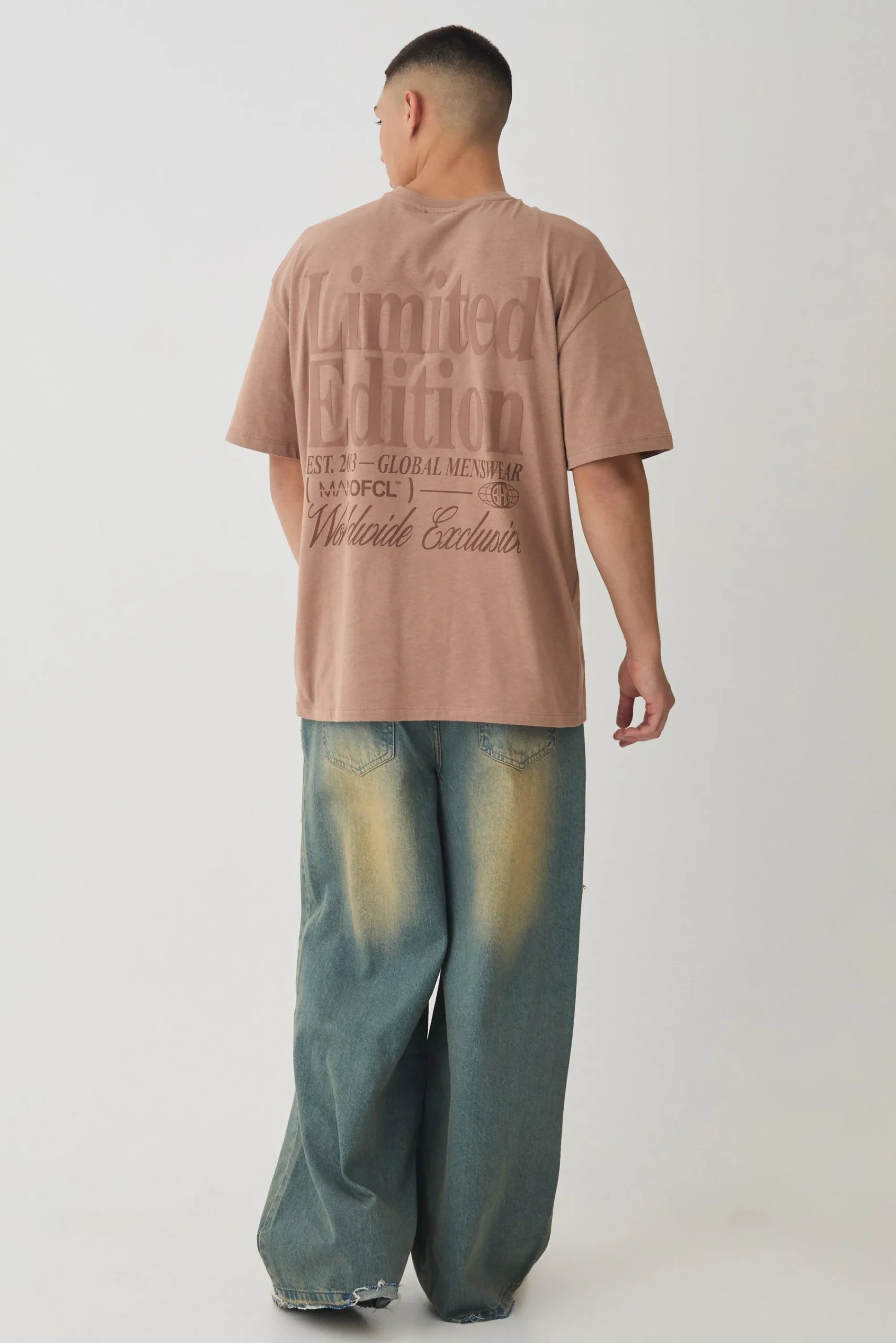Oversized High Build Limited Edition T-Shirt | UK^boohooMAN
