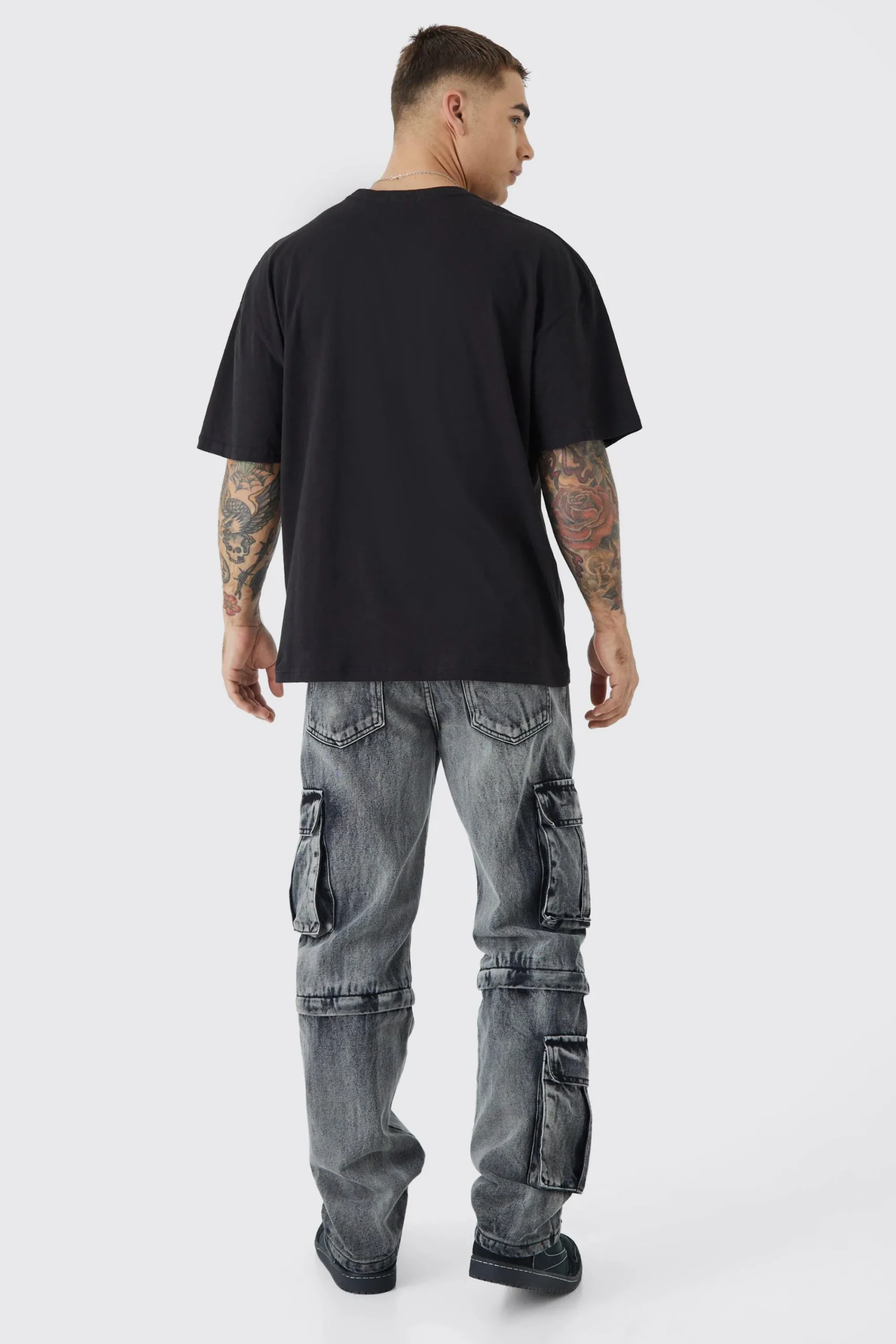 Oversized Homme Graphic T-shirt | UK^boohooMAN Online