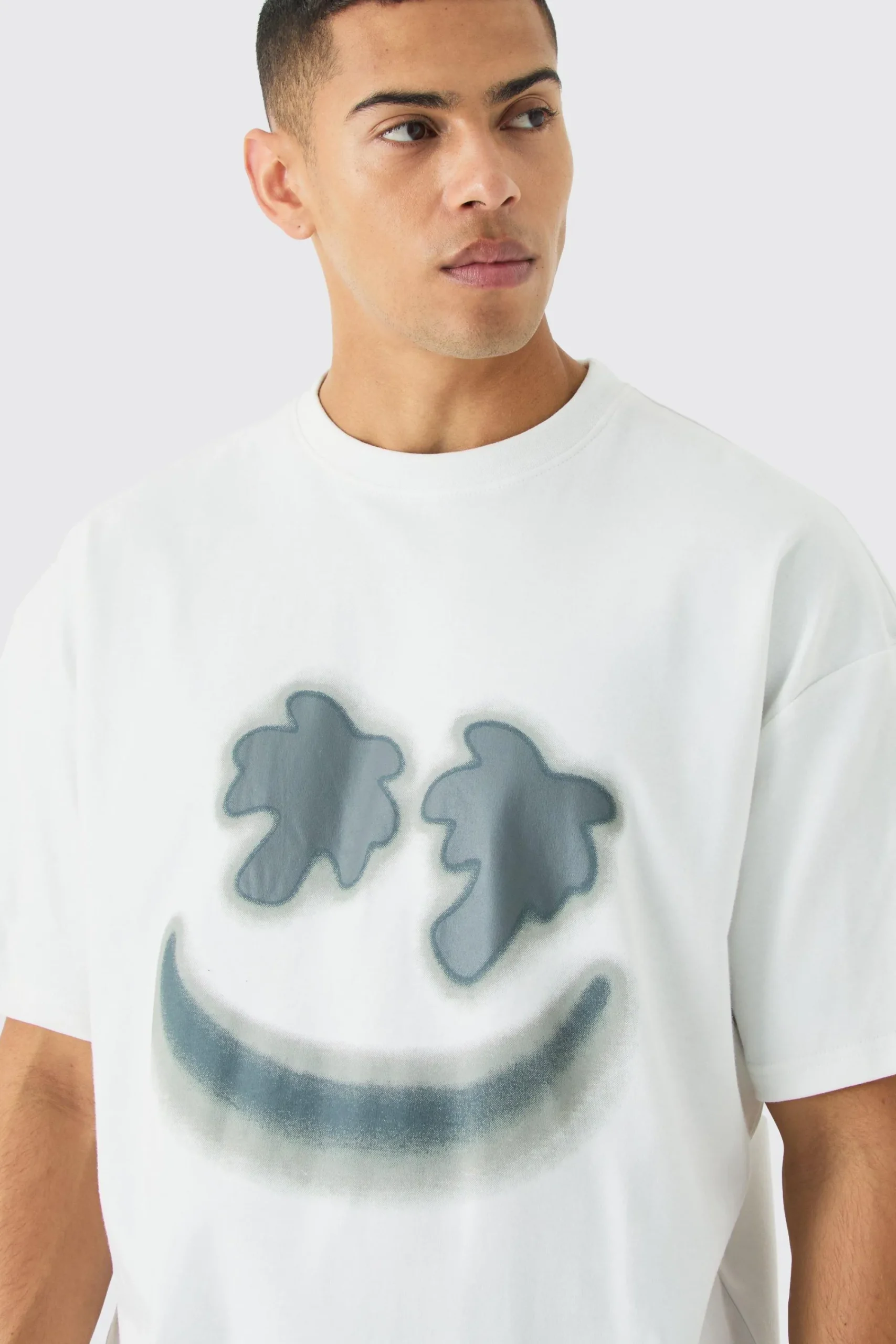 Oversized Interlock Tropics Smiley T-shirt | UK^boohooMAN Best