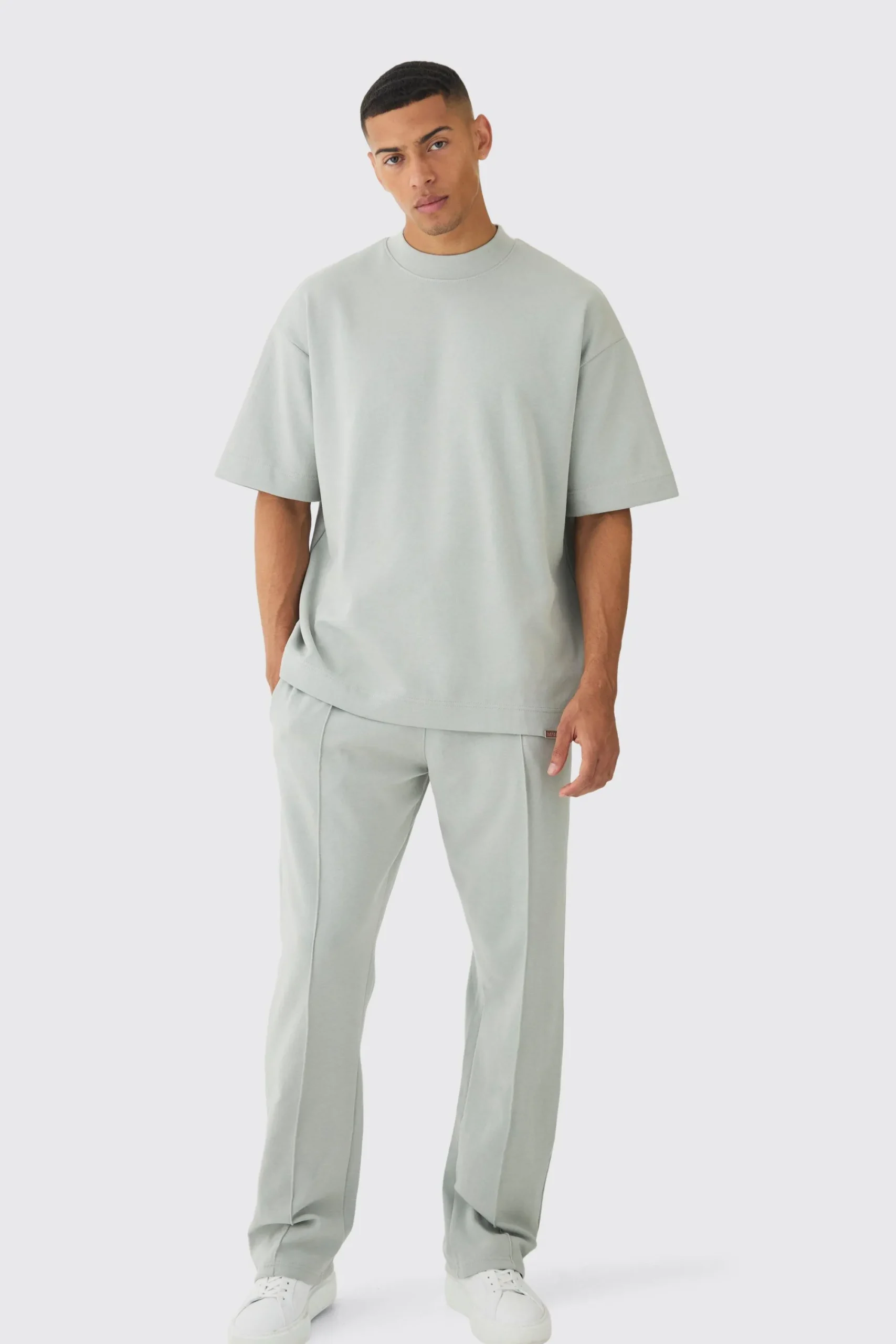 boohooMAN Oversized Interlock T-shirt And Jogger Set | UK| Sets & Co-Ords|Tracksuits