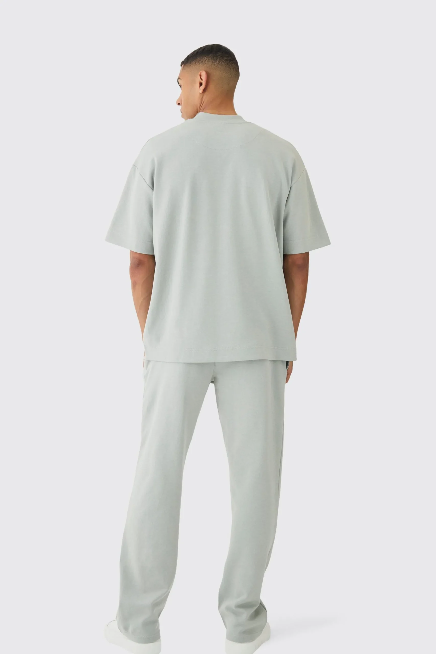 boohooMAN Oversized Interlock T-shirt And Jogger Set | UK| Sets & Co-Ords|Tracksuits