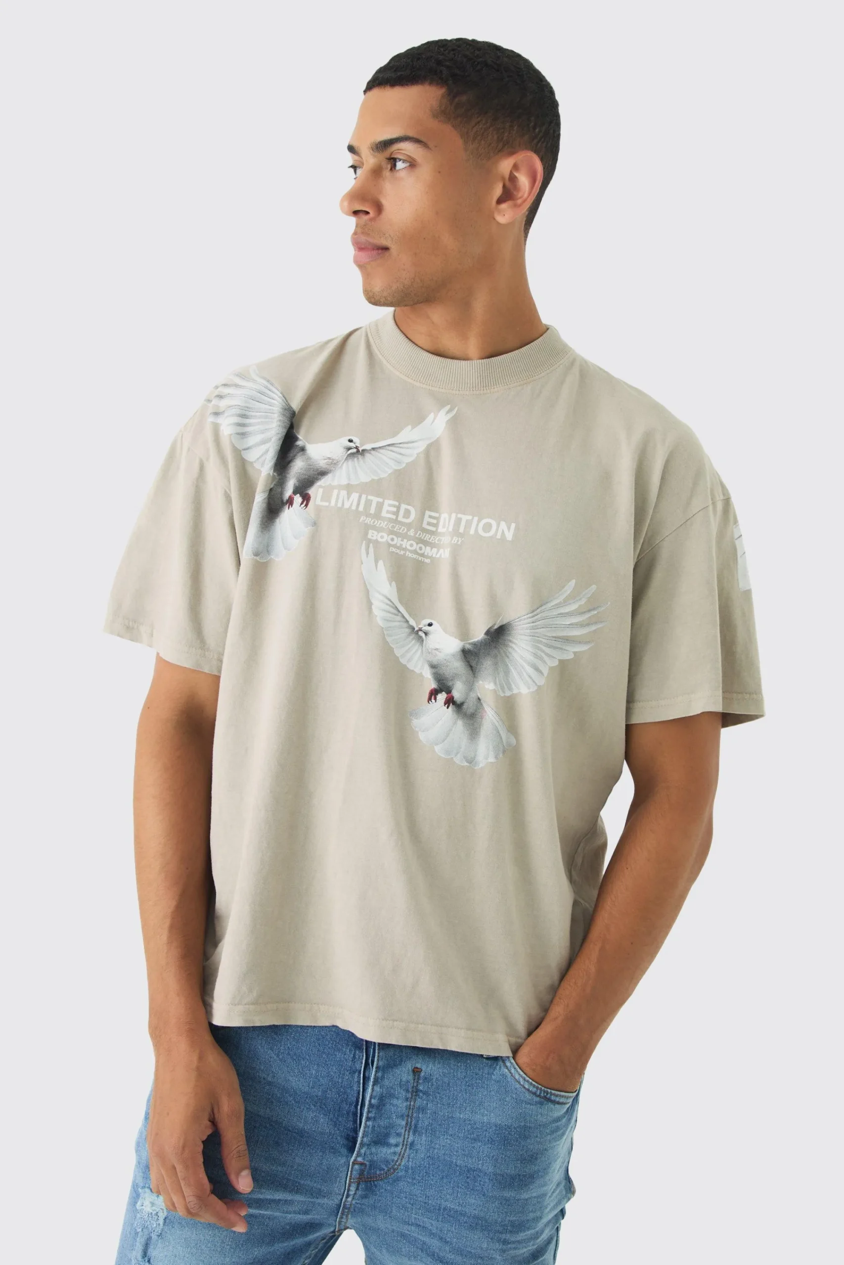 Oversized Large Scale Dove Graphic T-shirt | UK^boohooMAN Outlet
