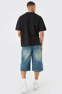 Oversized Large Scale Heart Graphic T-shirt | UK^boohooMAN New