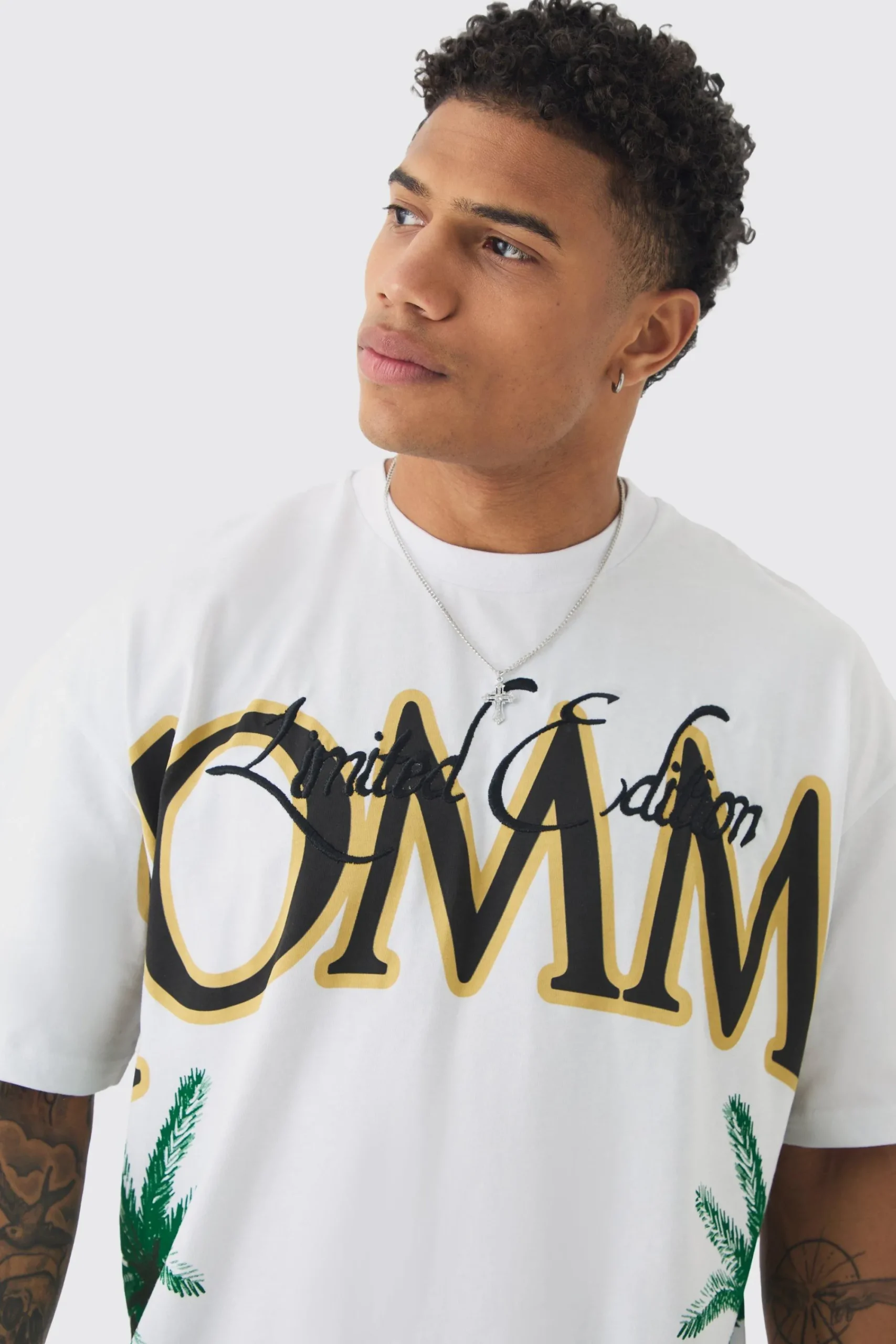 Oversized Large Scale Homme Palm Graphic T-shirt | UK^boohooMAN Online