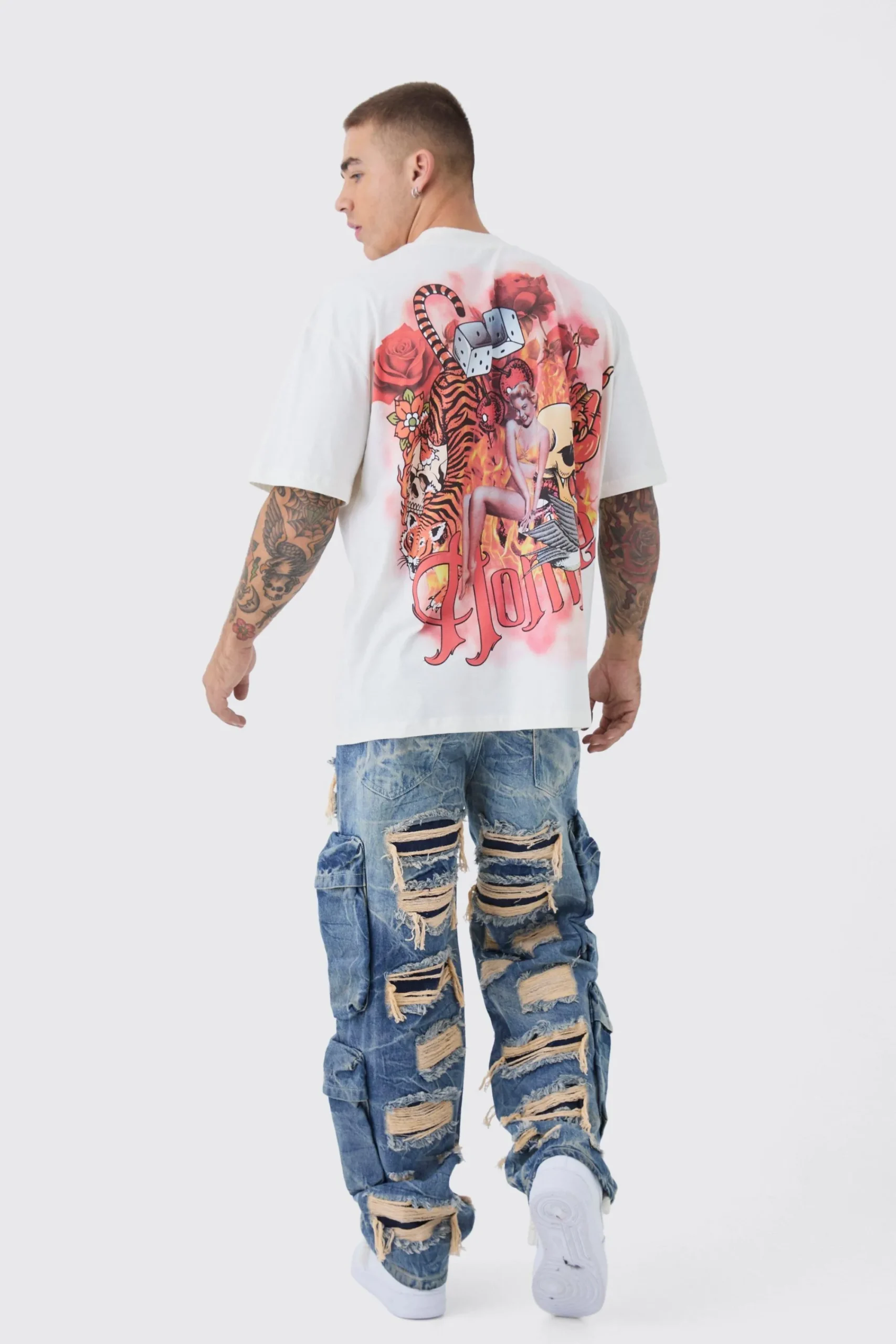Oversized Large Scale Homme Tattoo Back Graphic T-Shirt | UK^boohooMAN