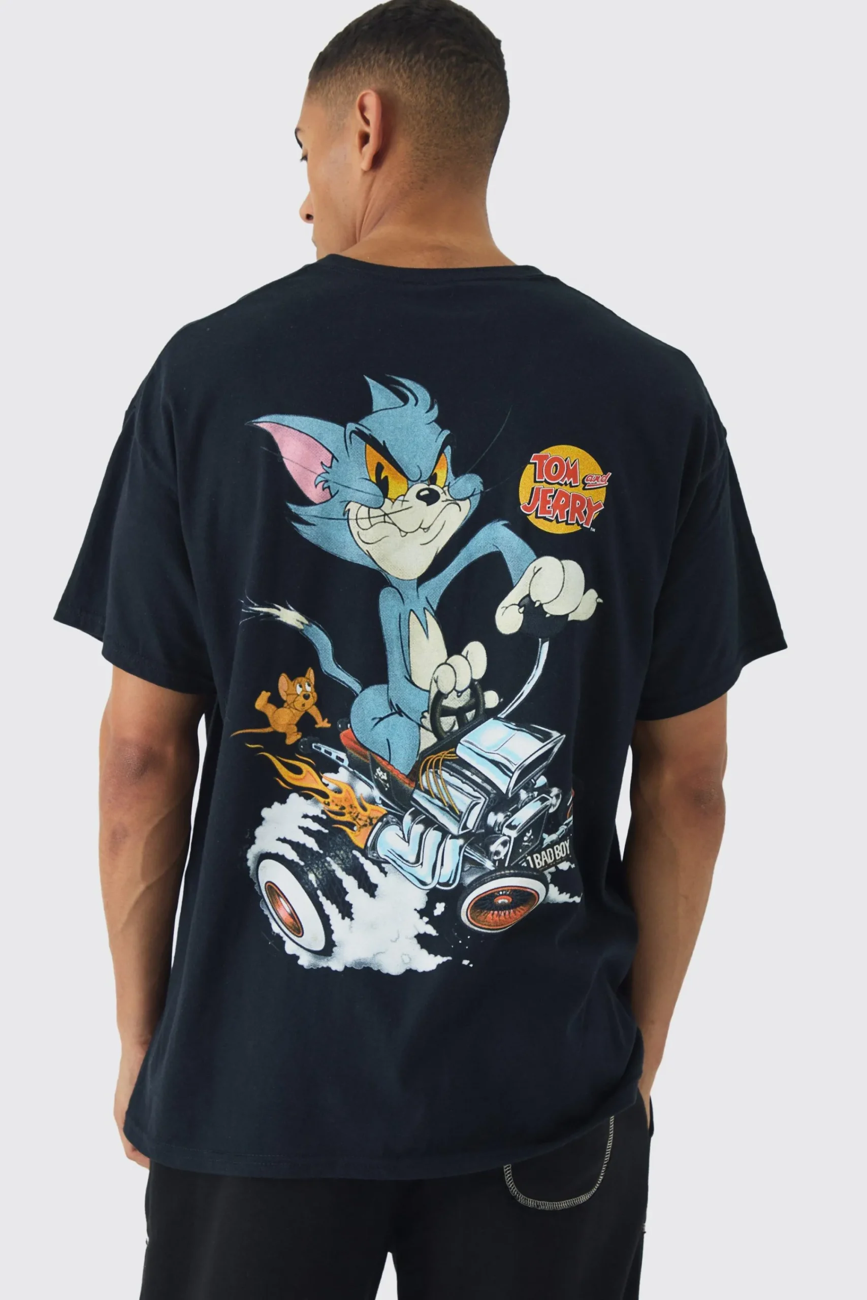 Oversized Large Scale Looney Tunes License Print T-Shirt | UK^boohooMAN