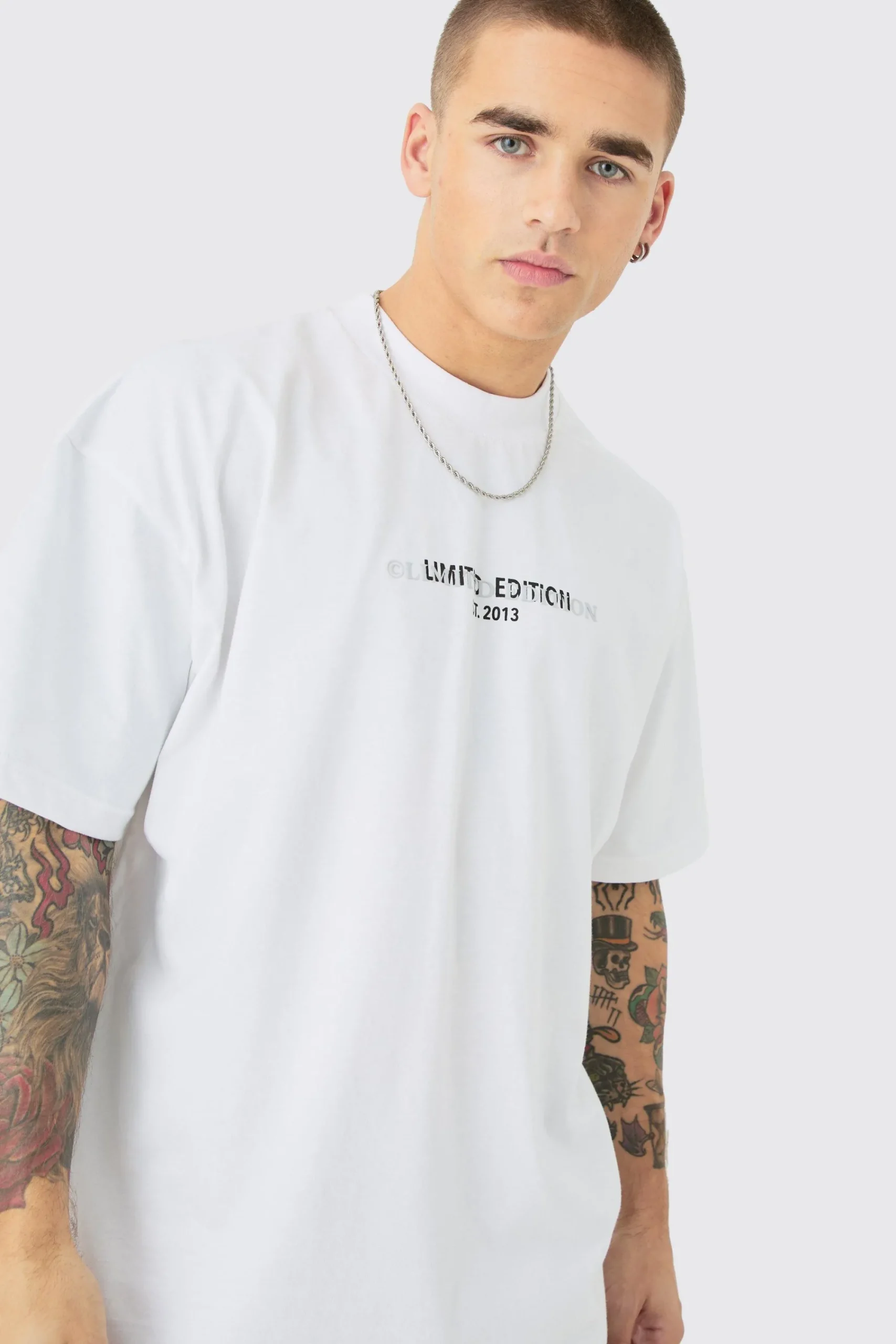 Oversized Limited Edition Heavyweight T-shirt | UK^boohooMAN Online