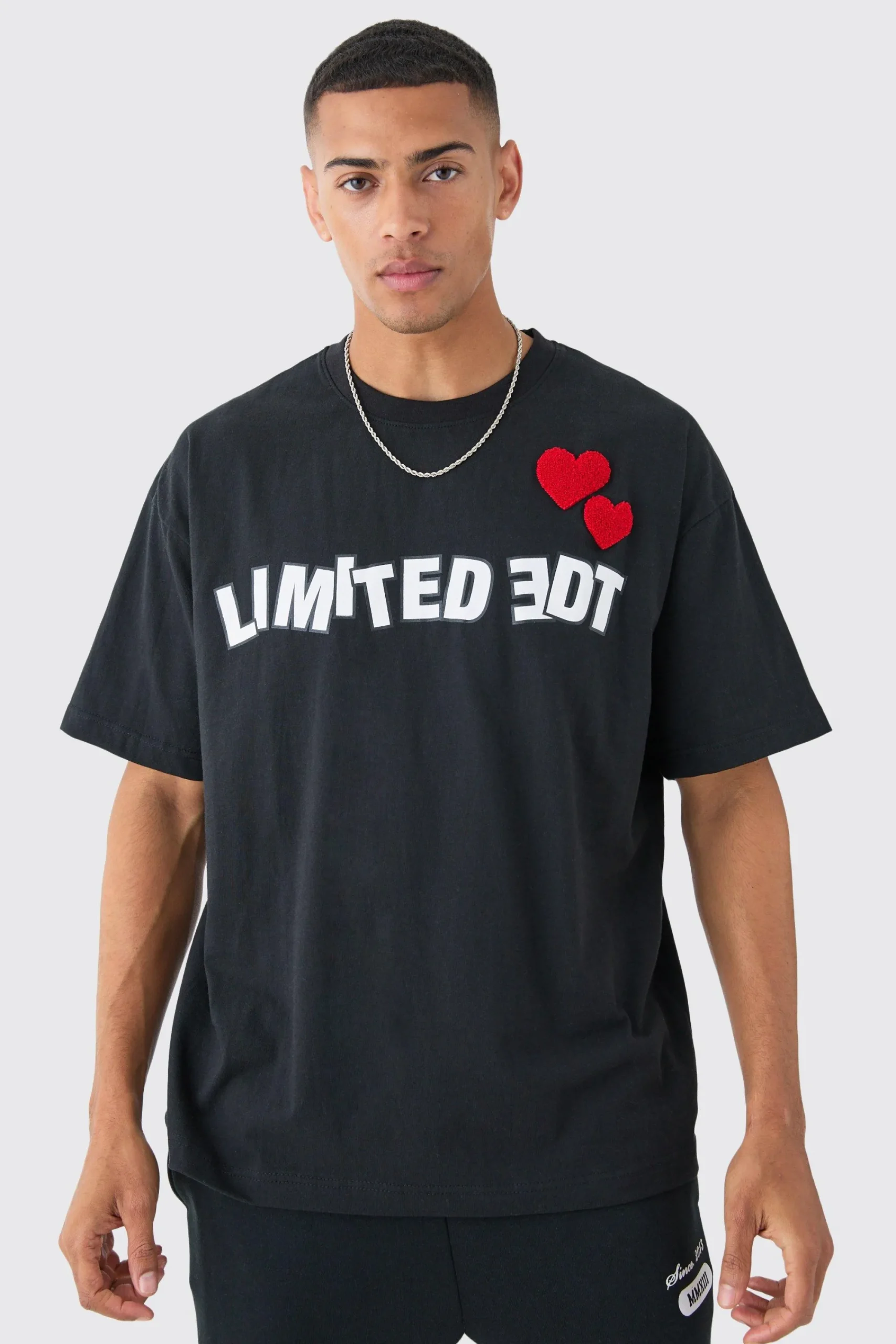 Oversized Limited Edition Heart T-shirt | UK^boohooMAN