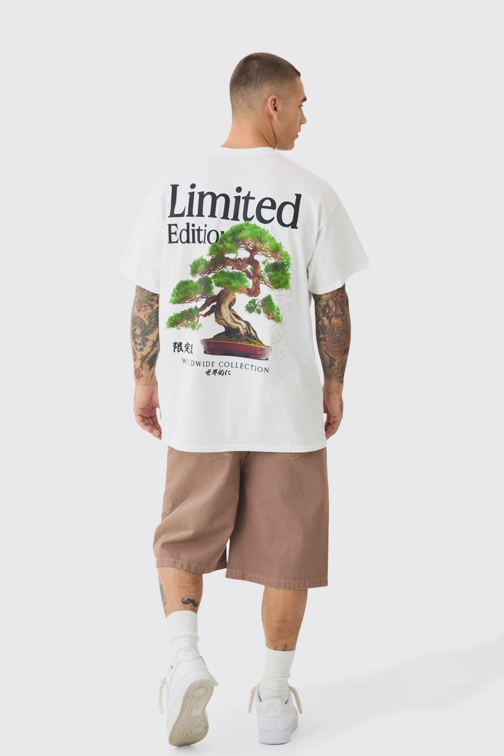 Oversized Limited Edition Bonsai Tree Graphic T-shirt | UK^boohooMAN New