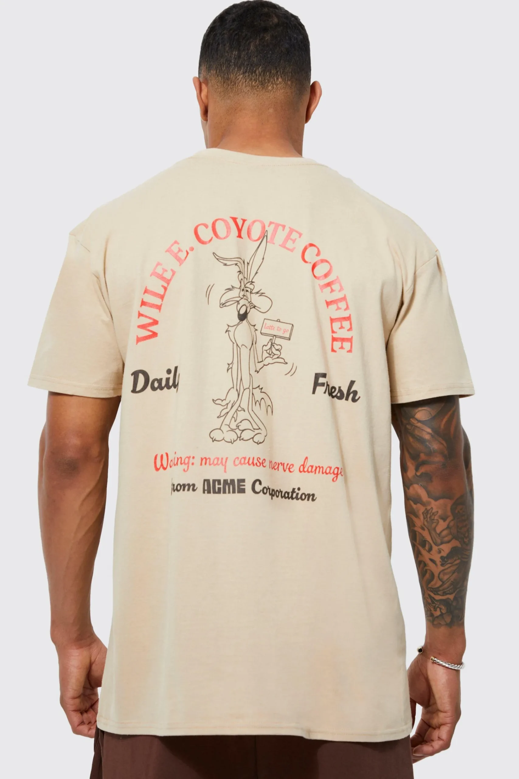 Oversized Looney Tunes Overdye T-shirt | UK^boohooMAN Hot