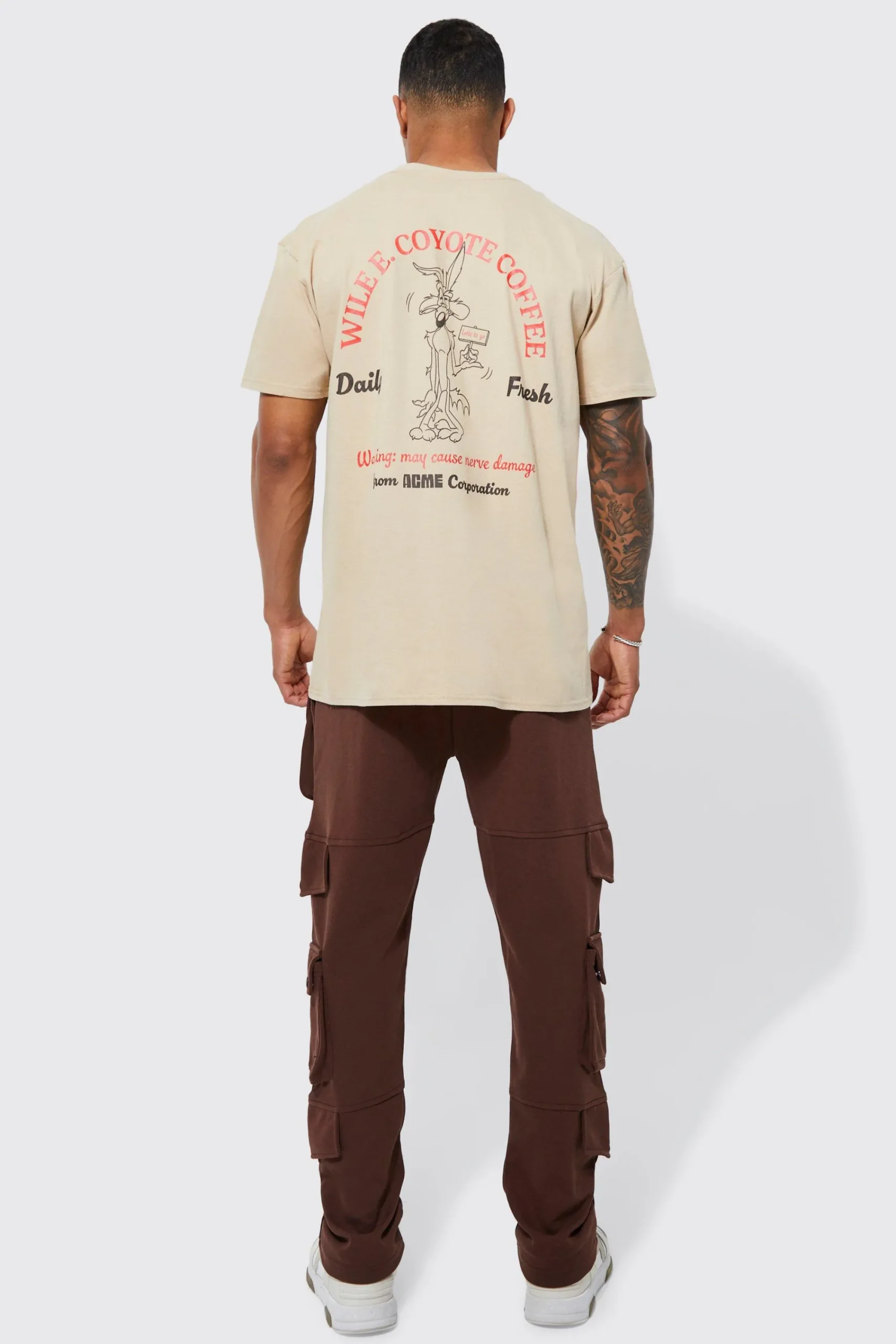 Oversized Looney Tunes Overdye T-shirt | UK^boohooMAN Hot