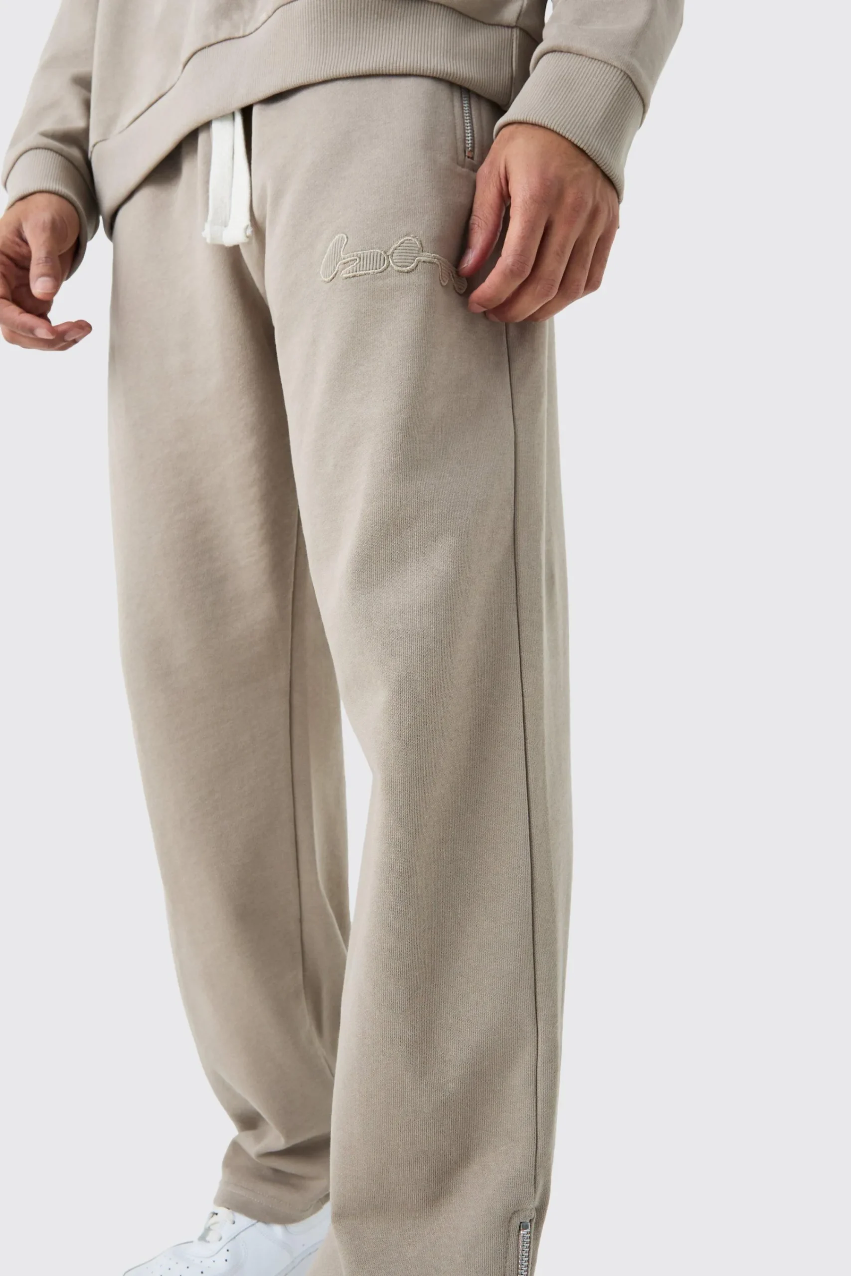 boohooMAN Oversized Loopback Ribbed Applique Zip Jogger | UK| Joggers